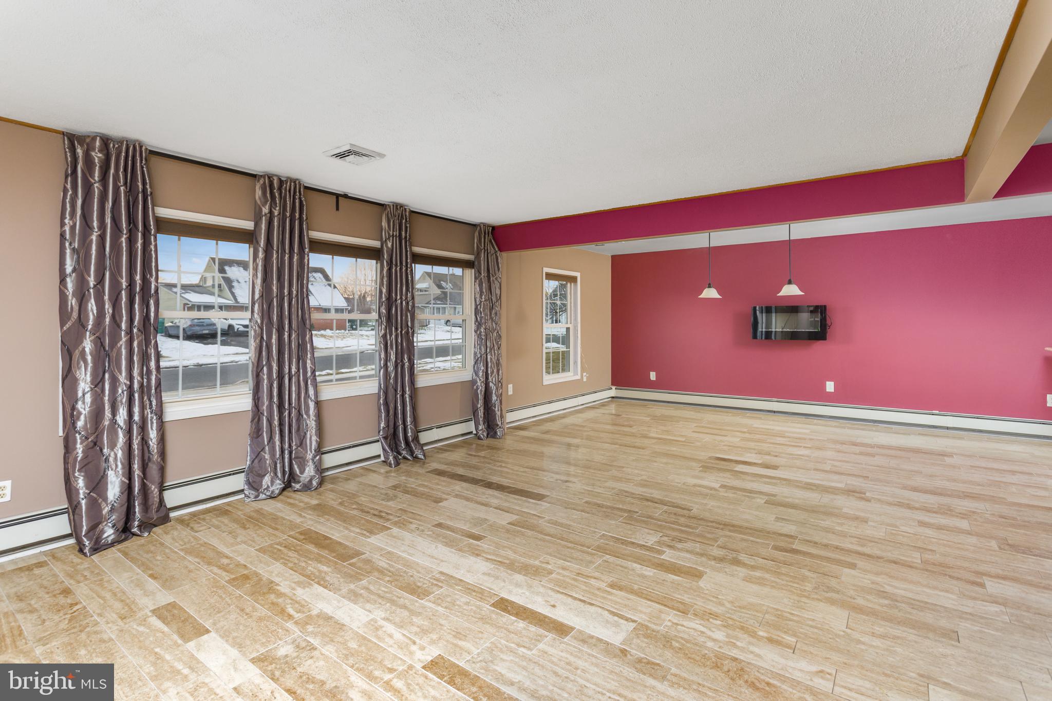 90 COBALT RIDGE DRIVE E E