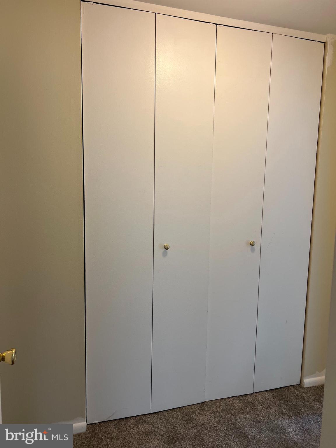 GLENHARDIE - Residential Lease