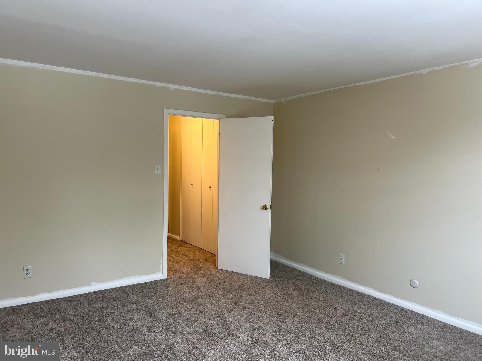 GLENHARDIE - Residential Lease