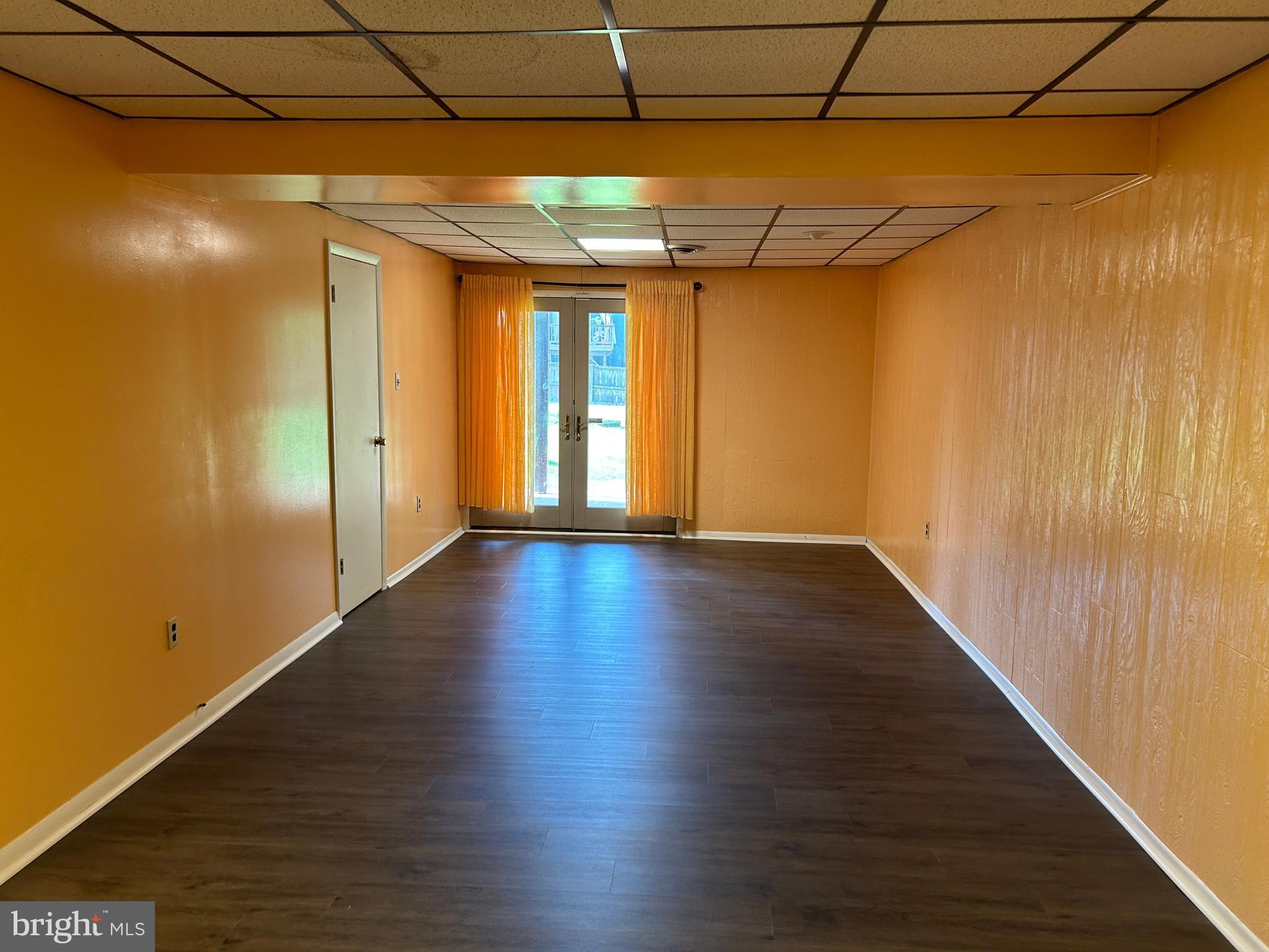 MARINE OAKS VILLAGE - Residential