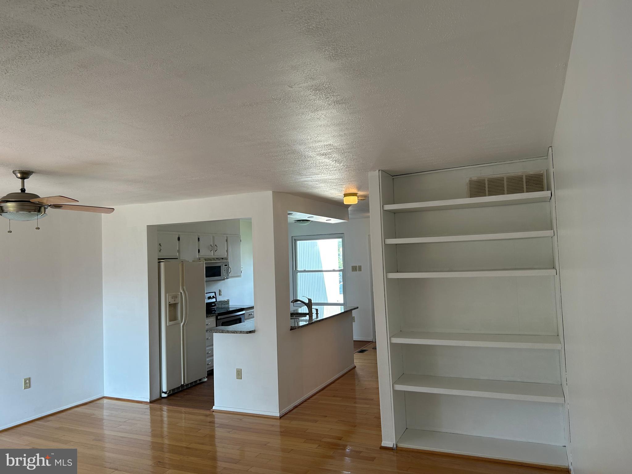 MARINE OAKS VILLAGE - Residential