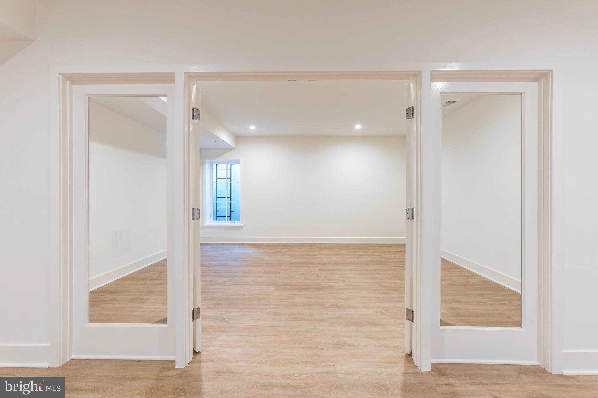 CHEVY CHASE TERRACE - Residential