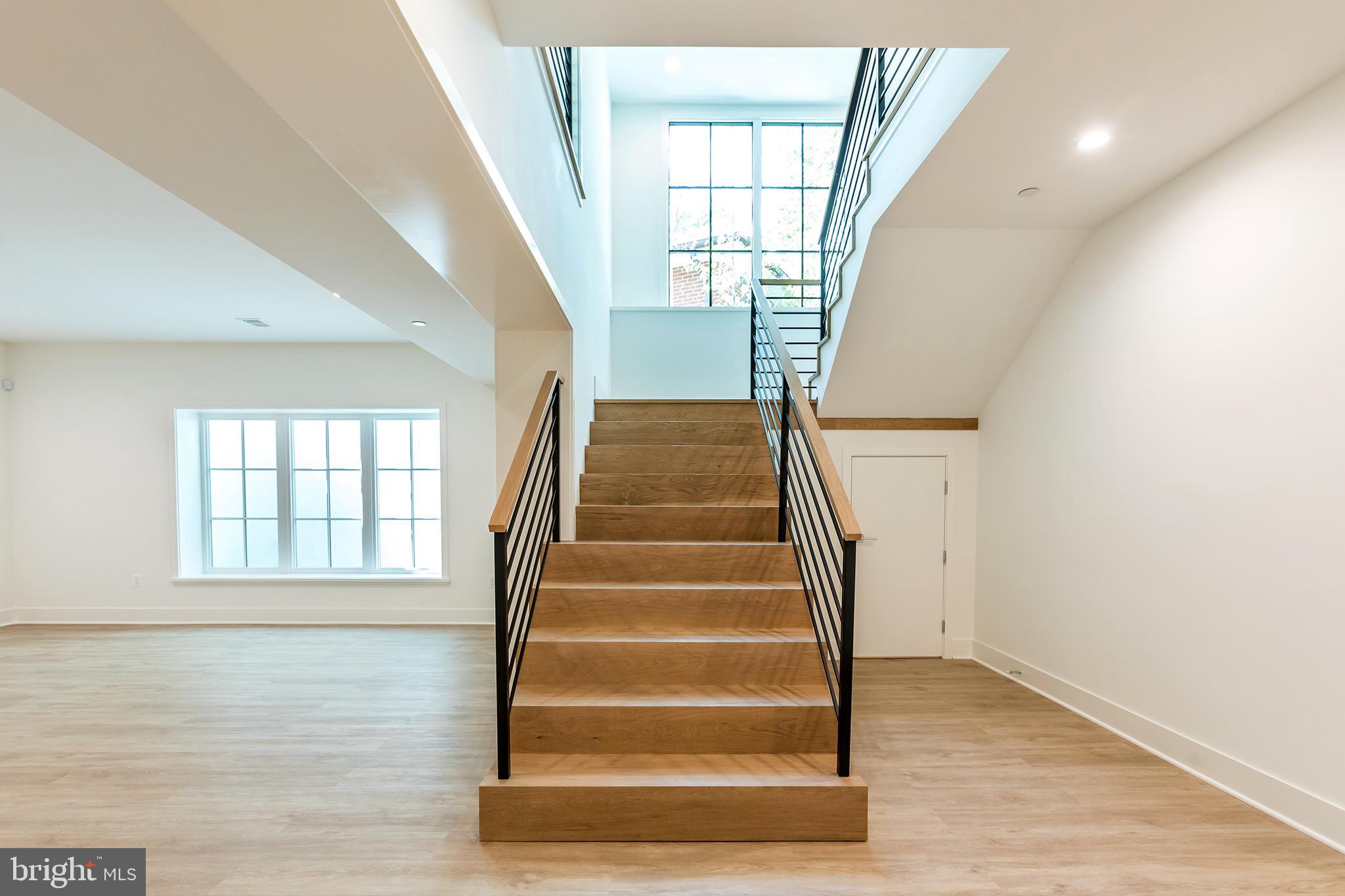 CHEVY CHASE TERRACE - Residential