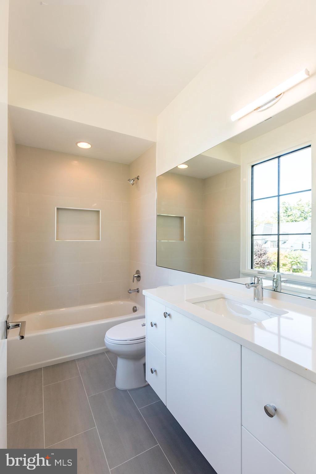 CHEVY CHASE TERRACE - Residential