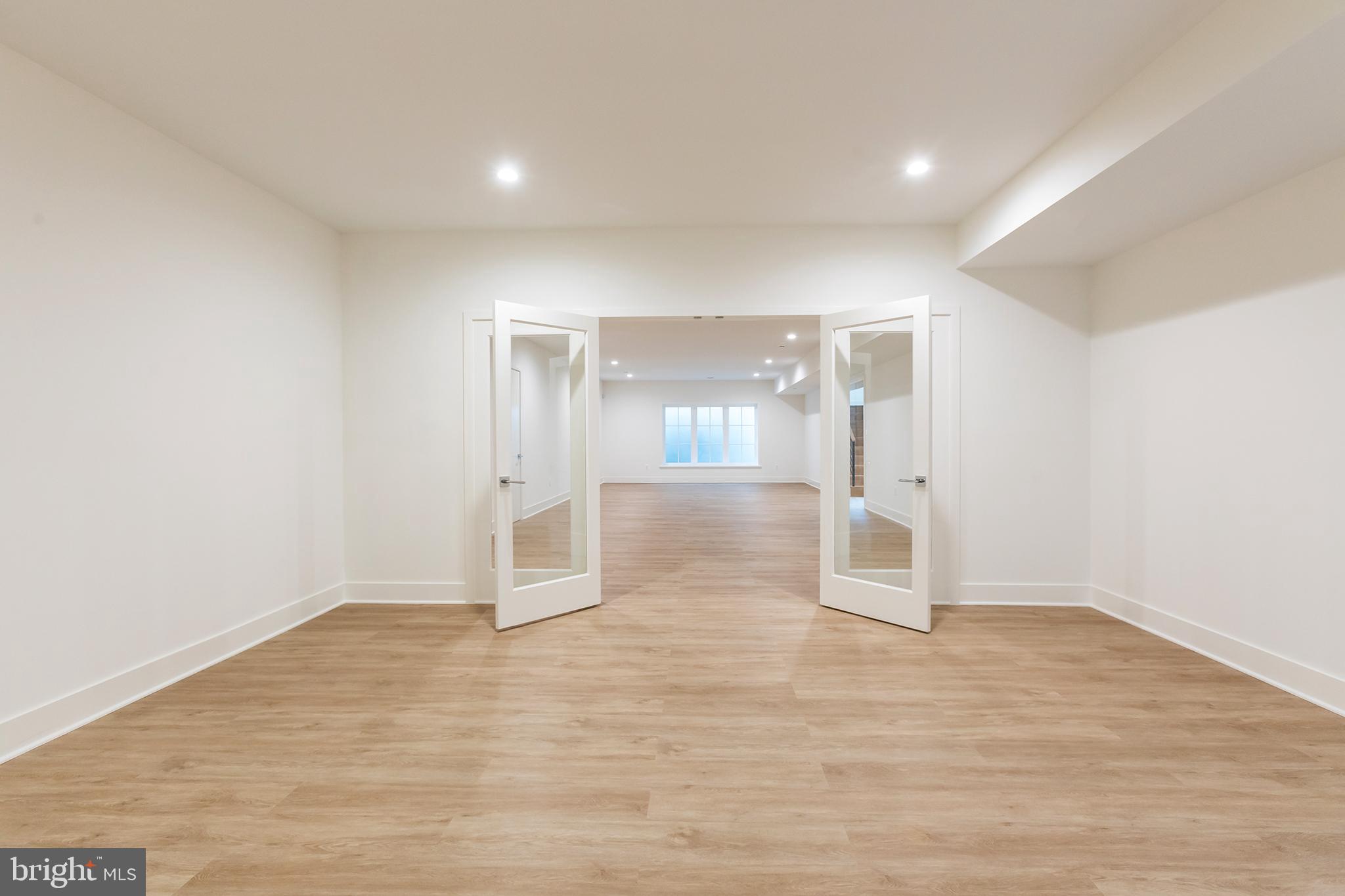 CHEVY CHASE TERRACE - Residential