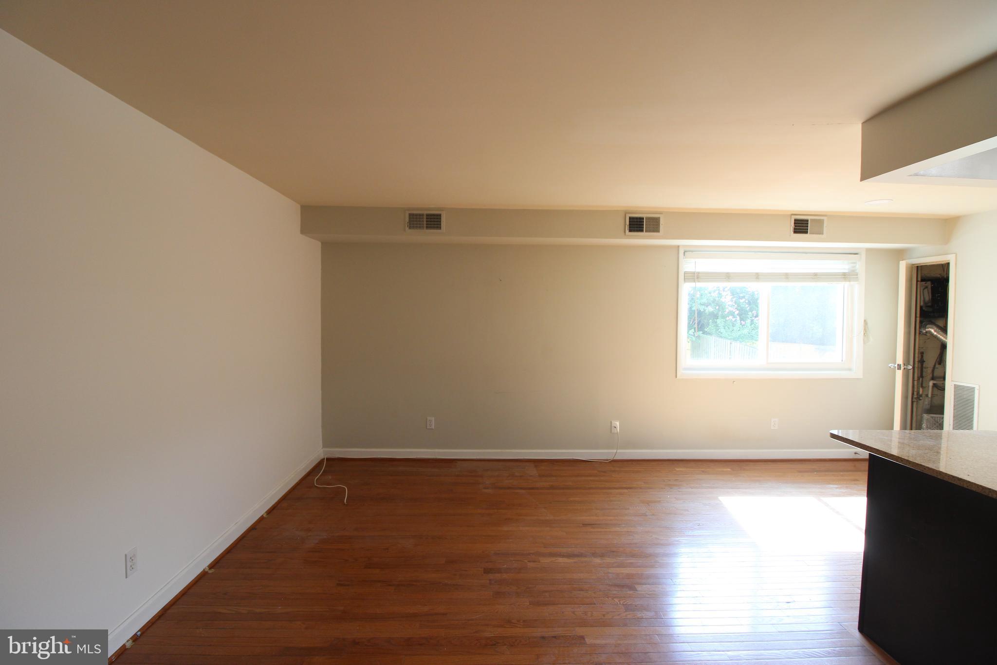 1221 N QUINN STREET 12
