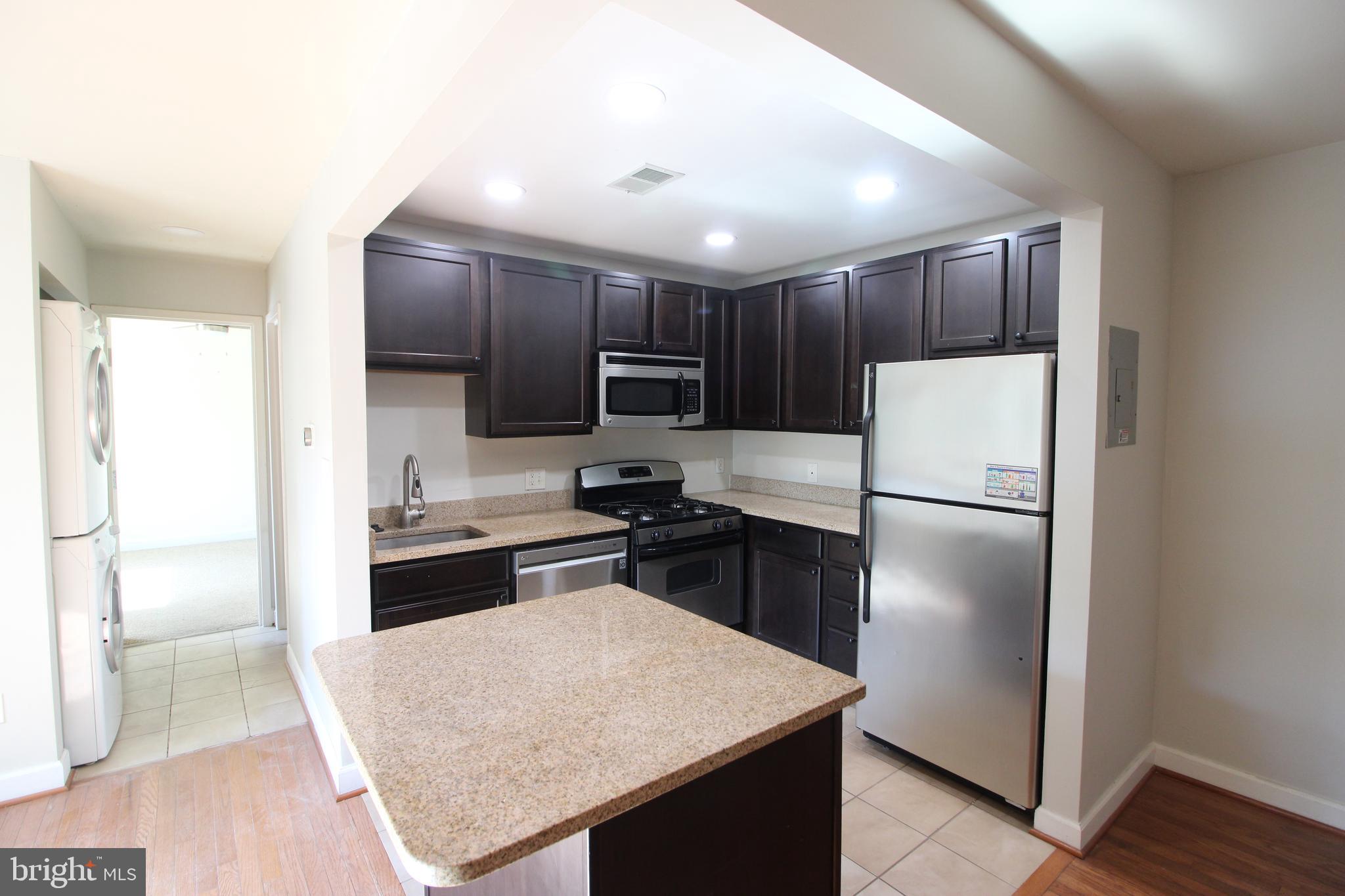 1221 N QUINN STREET 12