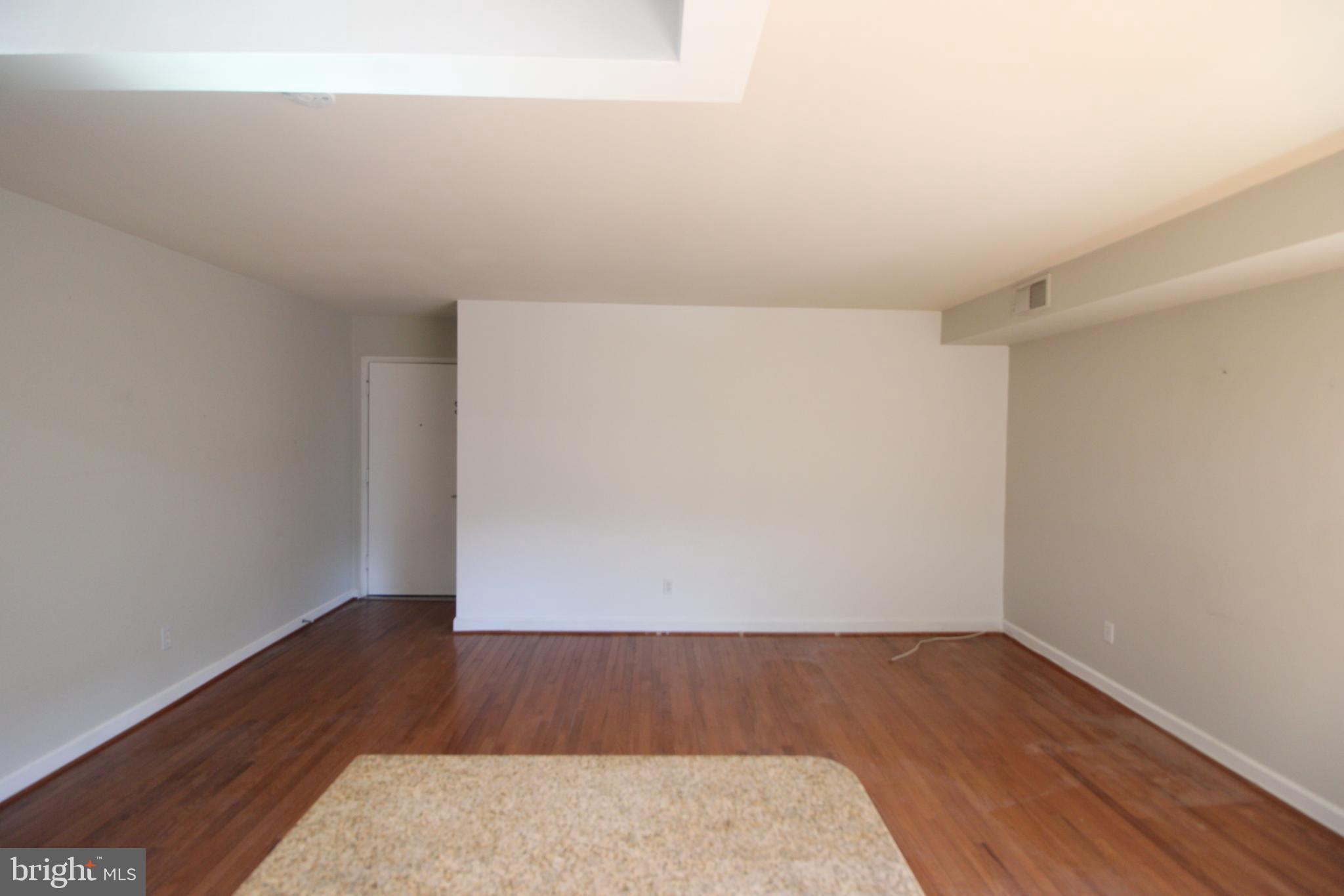 1221 N QUINN STREET 12