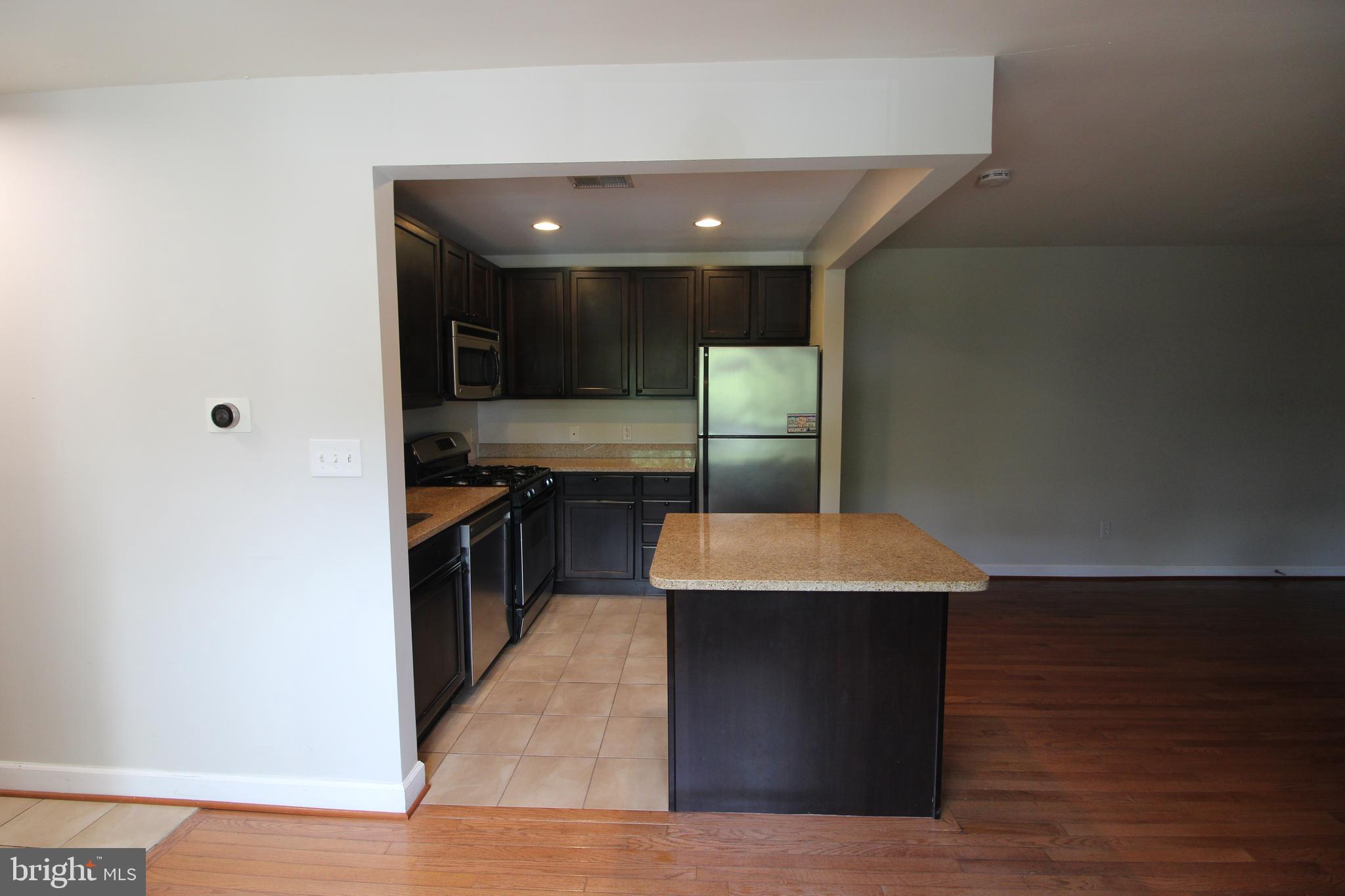 1221 N QUINN STREET 12