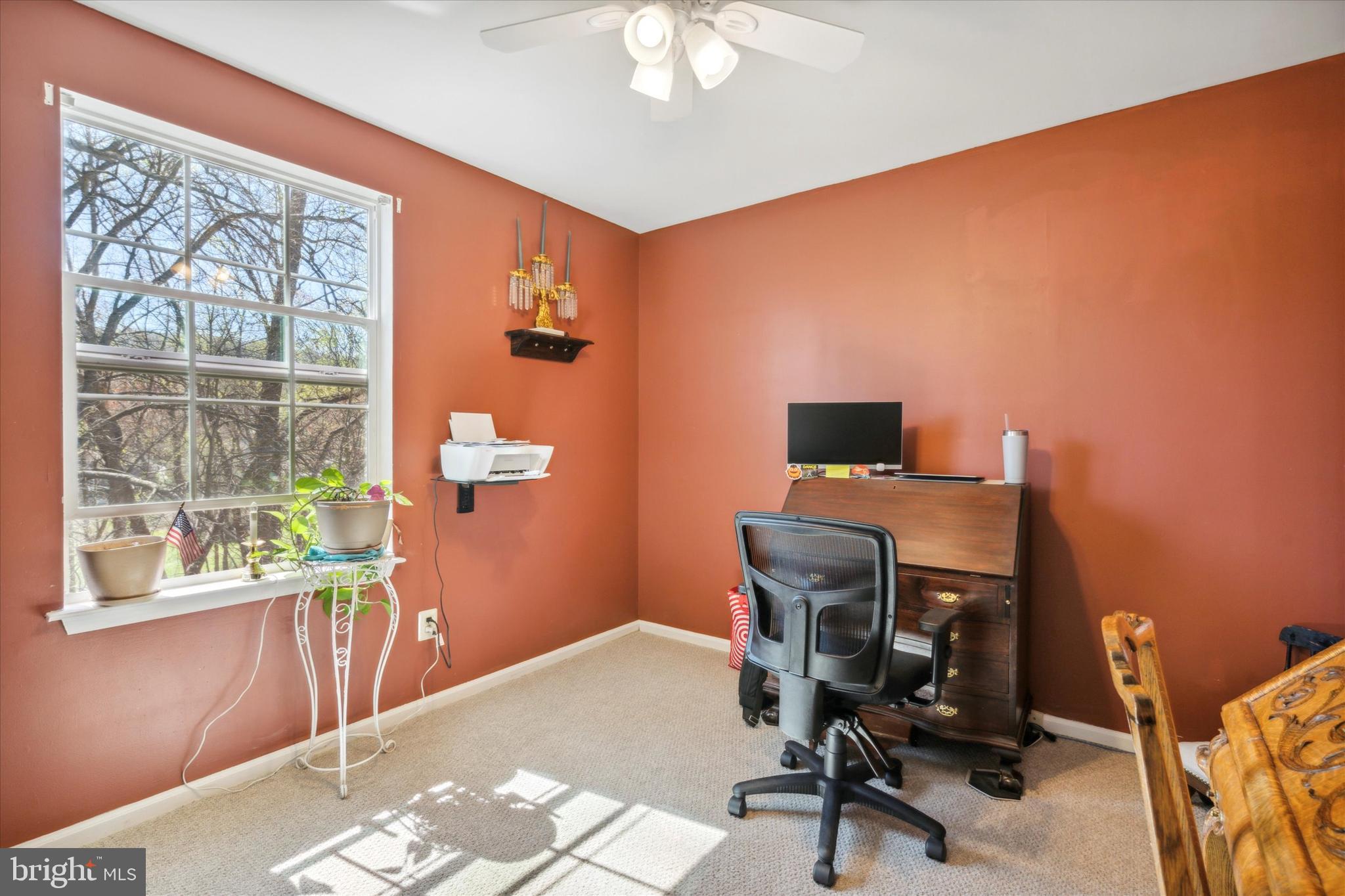 VICTORIA CROSSING - Residential