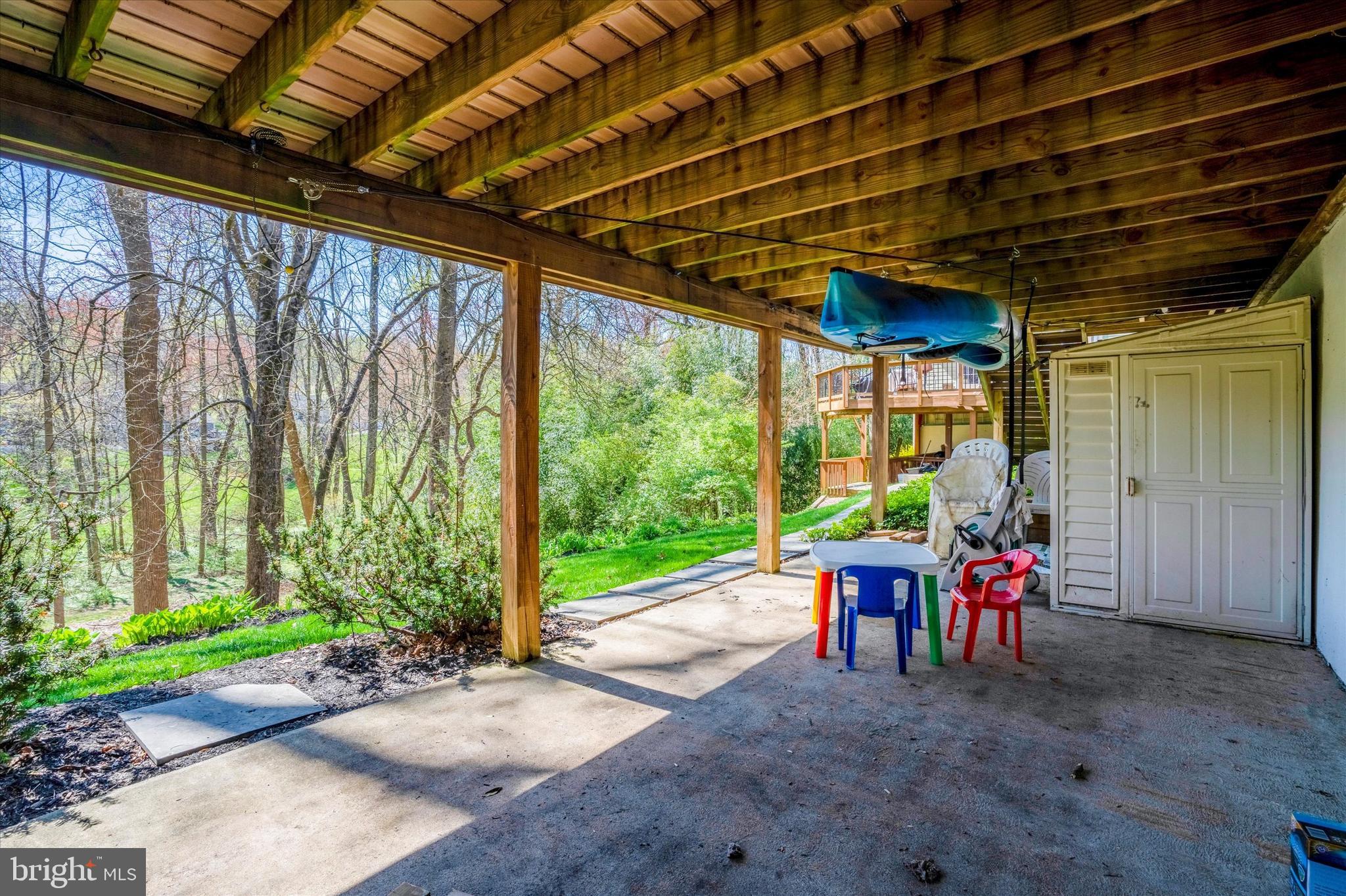 VICTORIA CROSSING - Residential