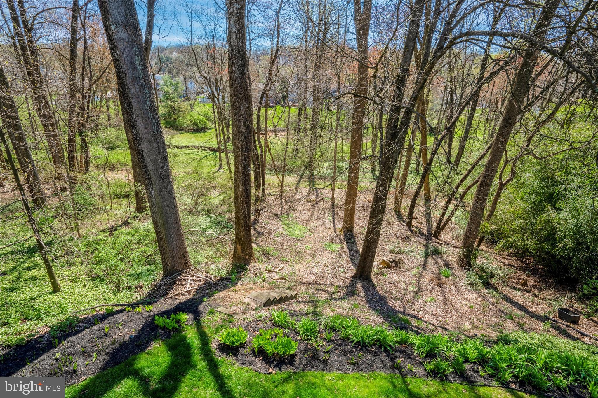 VICTORIA CROSSING - Residential