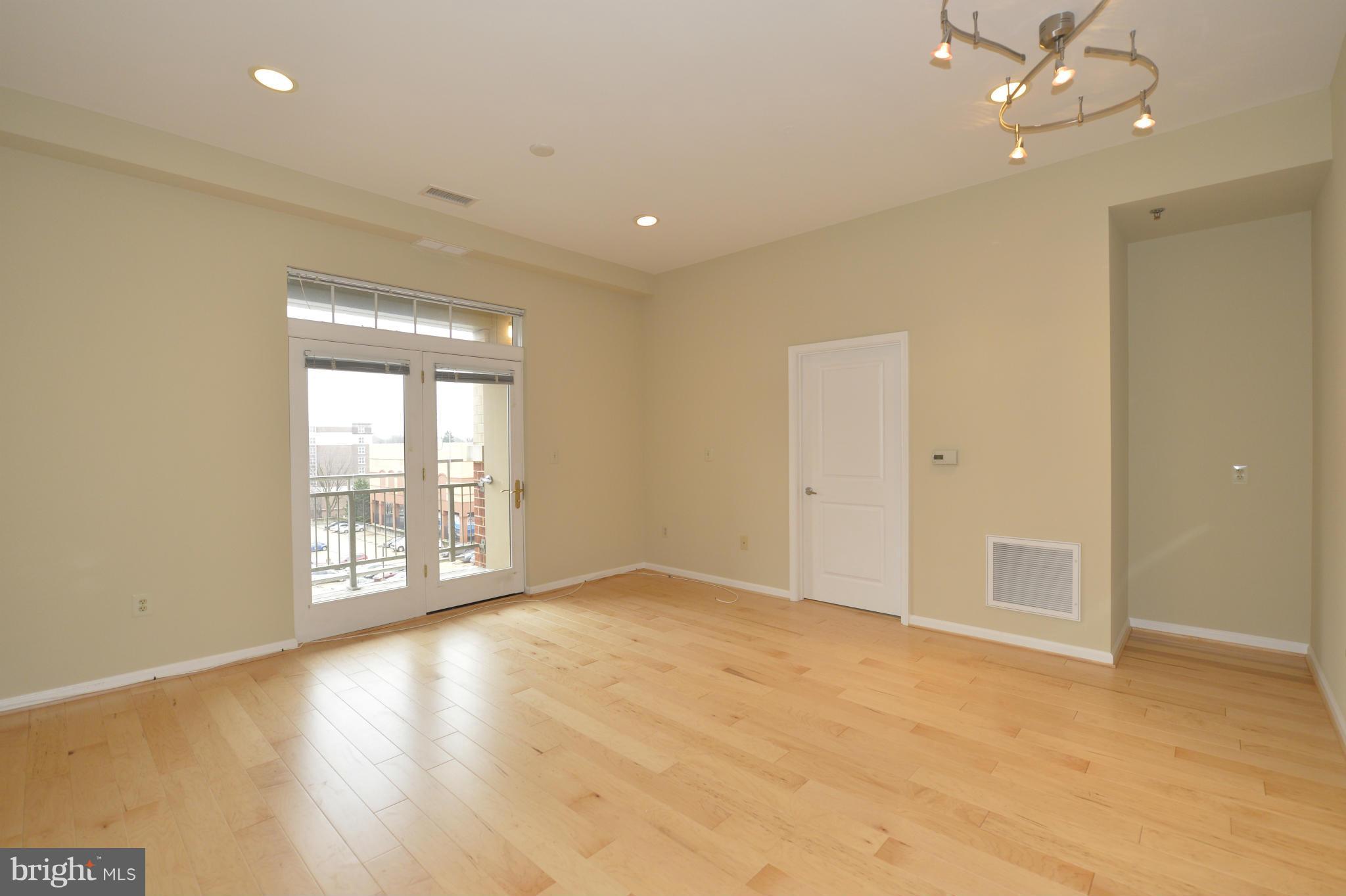 THE ROYALTON - Residential Lease