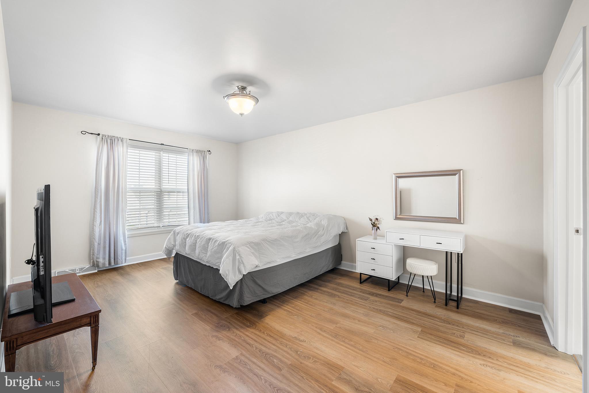 RIVERS POINTE - Residential Lease