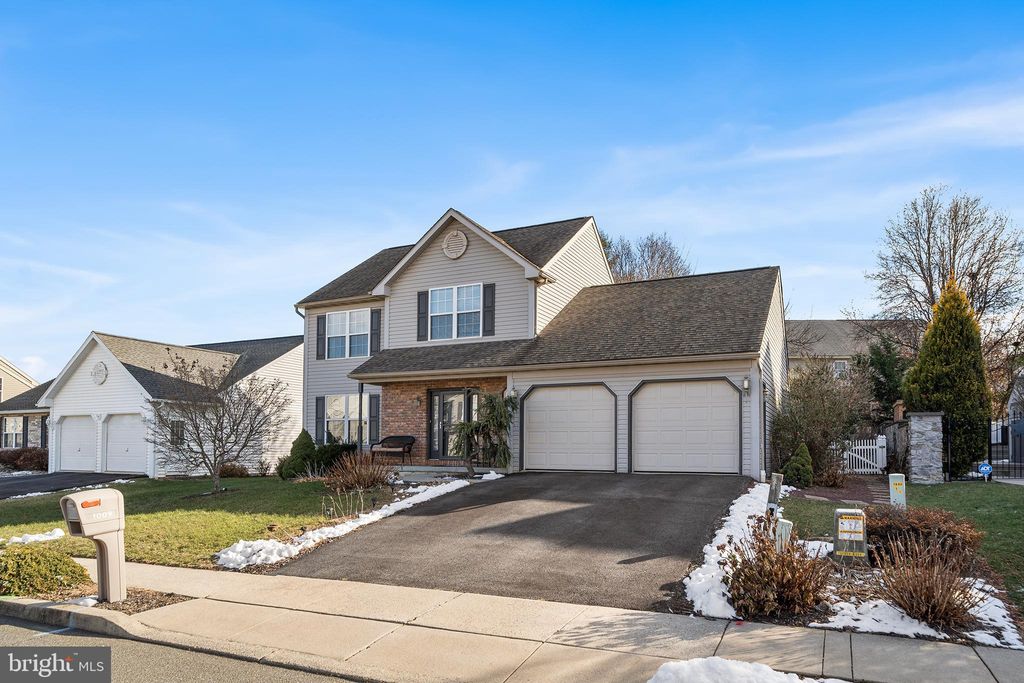 Photo of 1009 Leanne Street, READING, PA 19605 (MLS # PABK2066298)