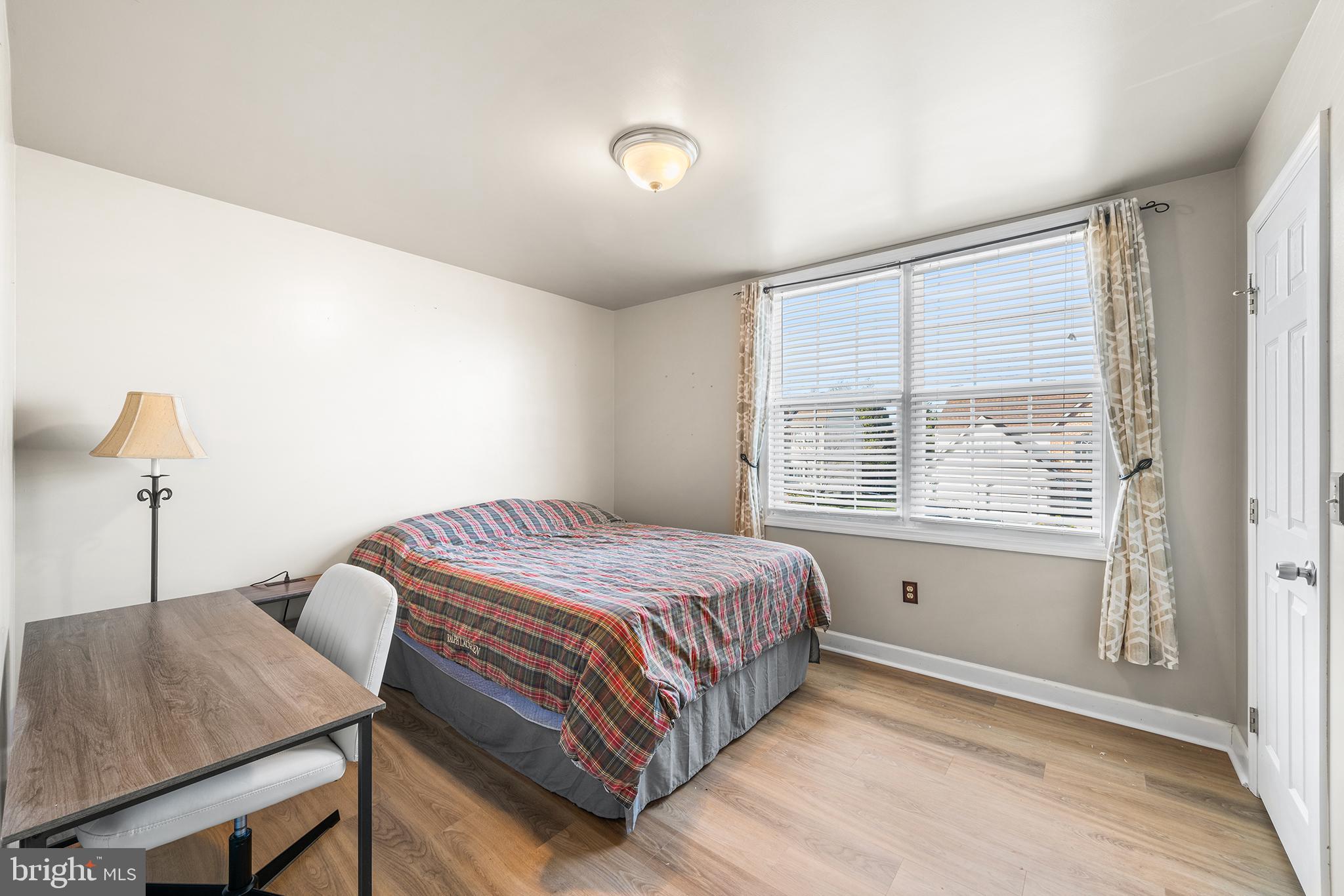 RIVERS POINTE - Residential Lease