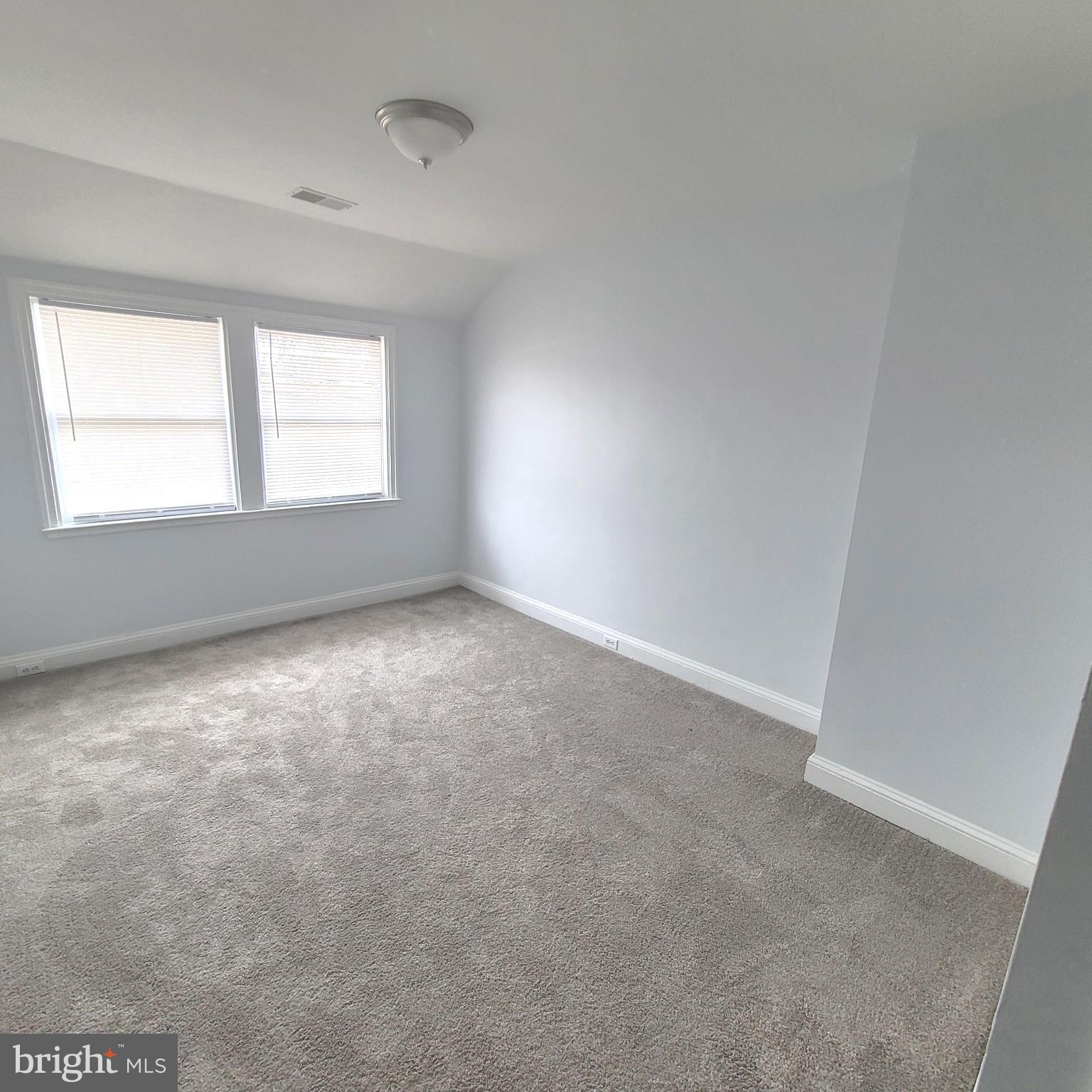 NORTHWOOD - Residential Lease