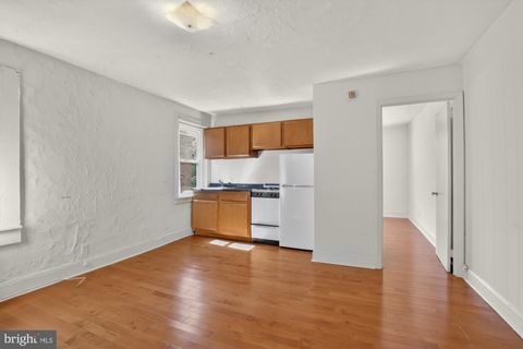 Condo For Rent - 916 Pine Street #3R<br/> PHILADELPHIA, PA 19107