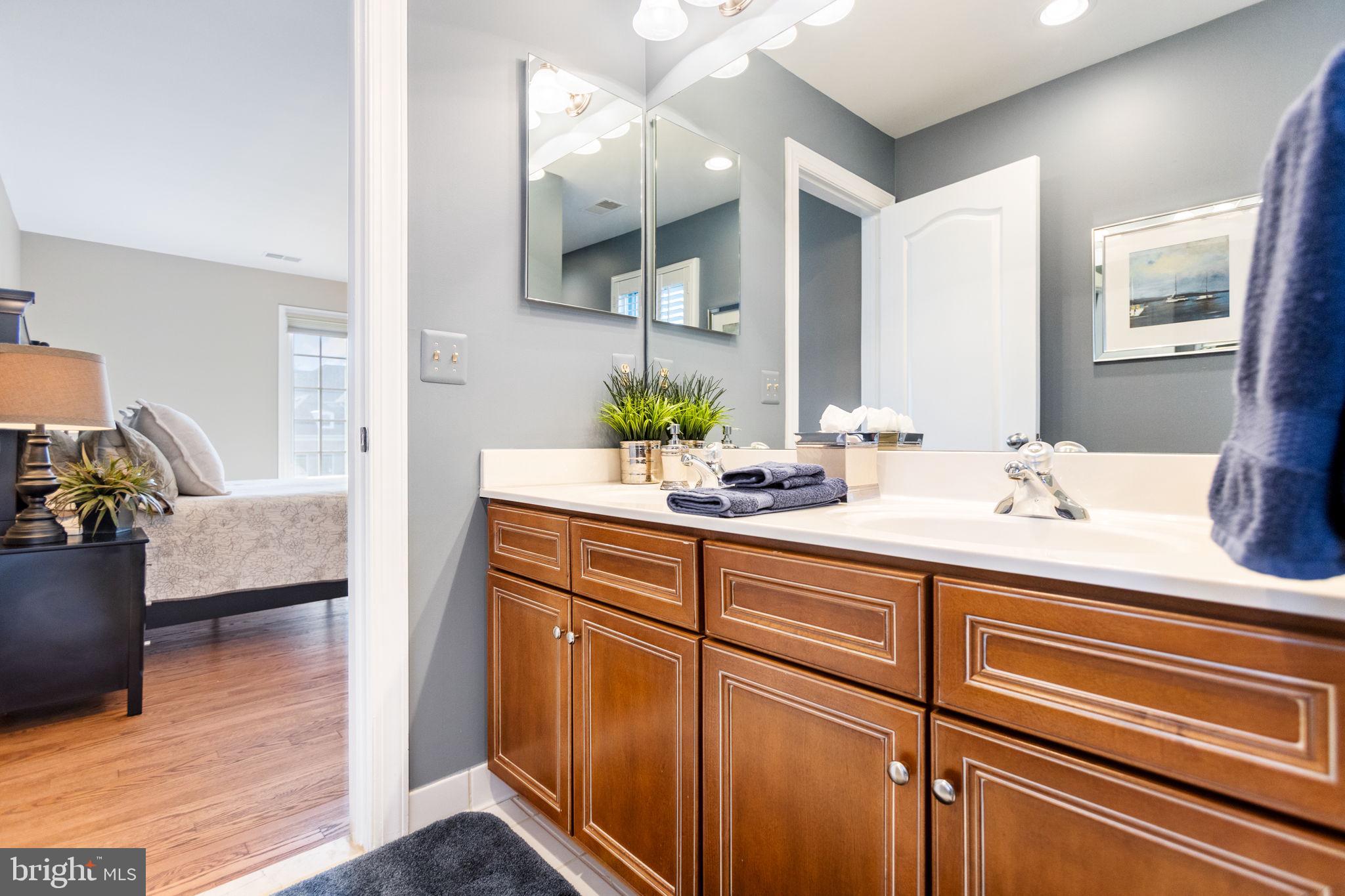 ASHBURN FARM - Residential