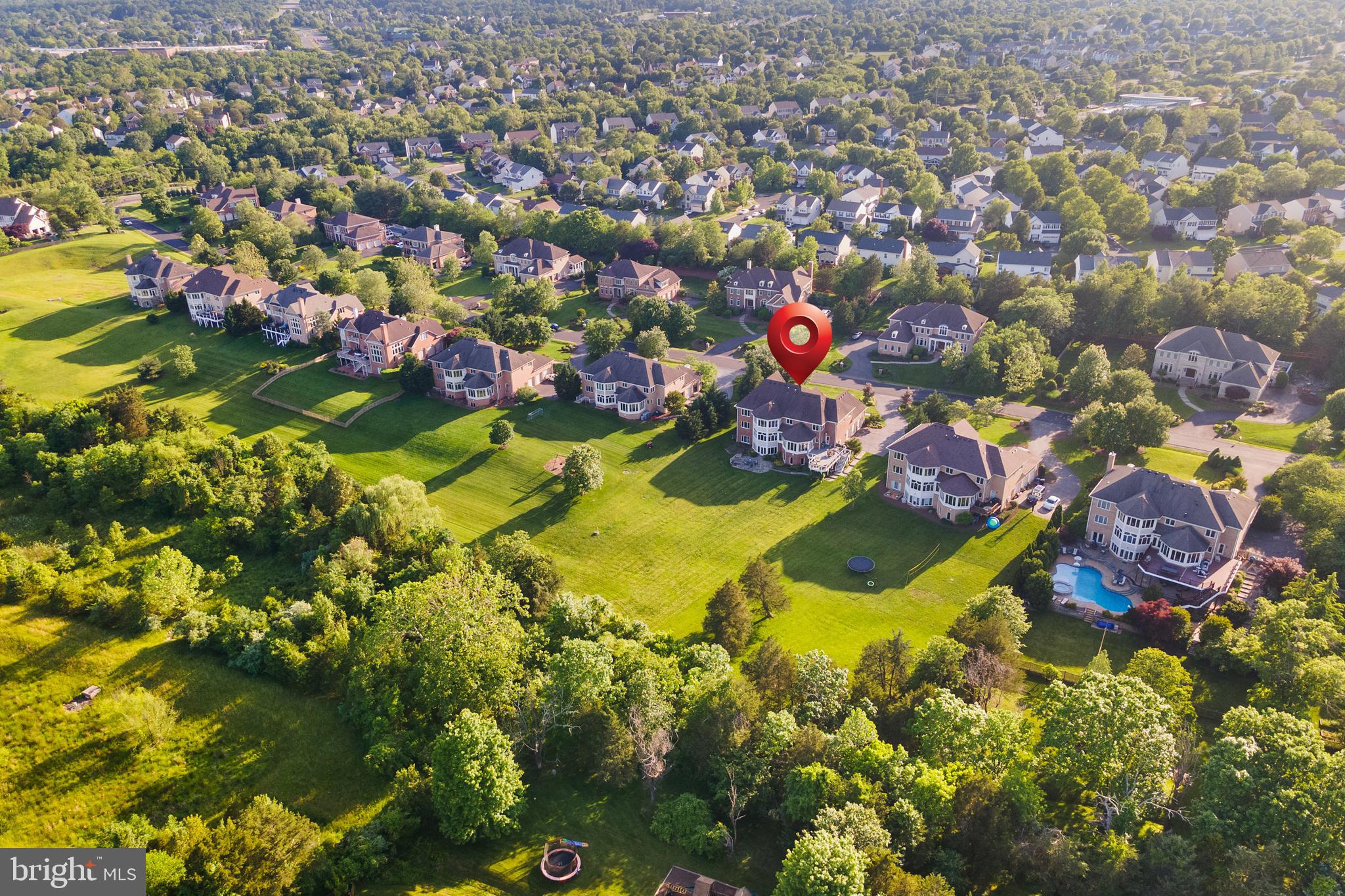 ASHBURN FARM - Residential