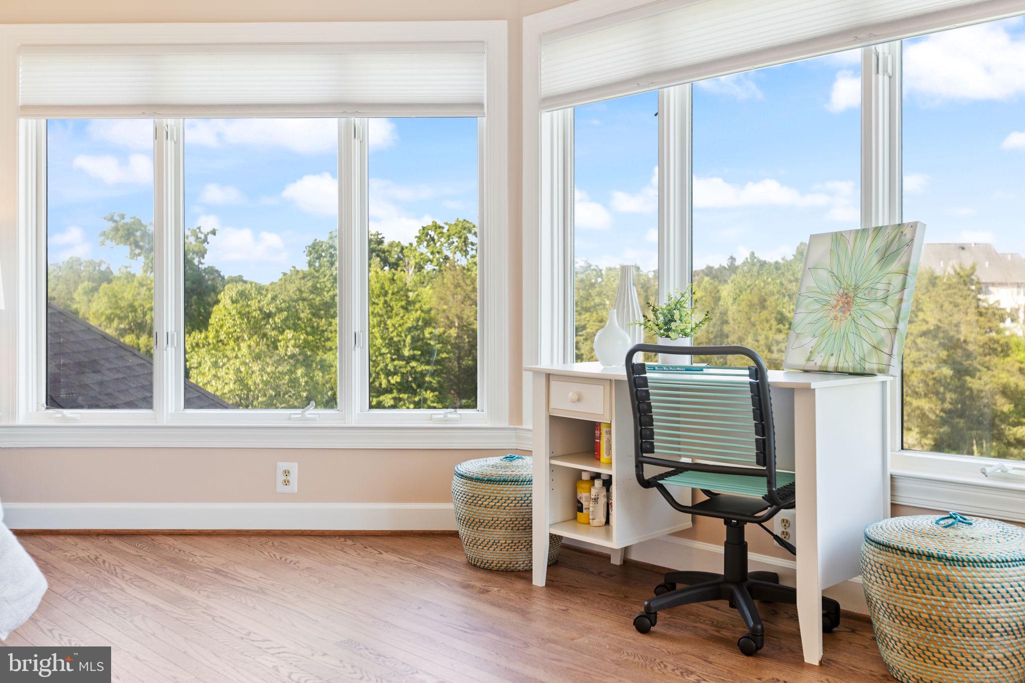 ASHBURN FARM - Residential