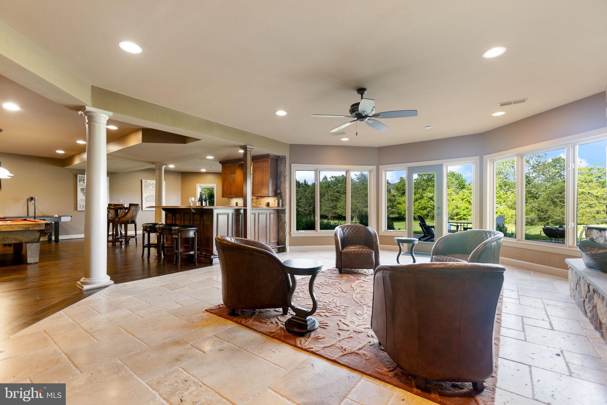 ASHBURN FARM - Residential