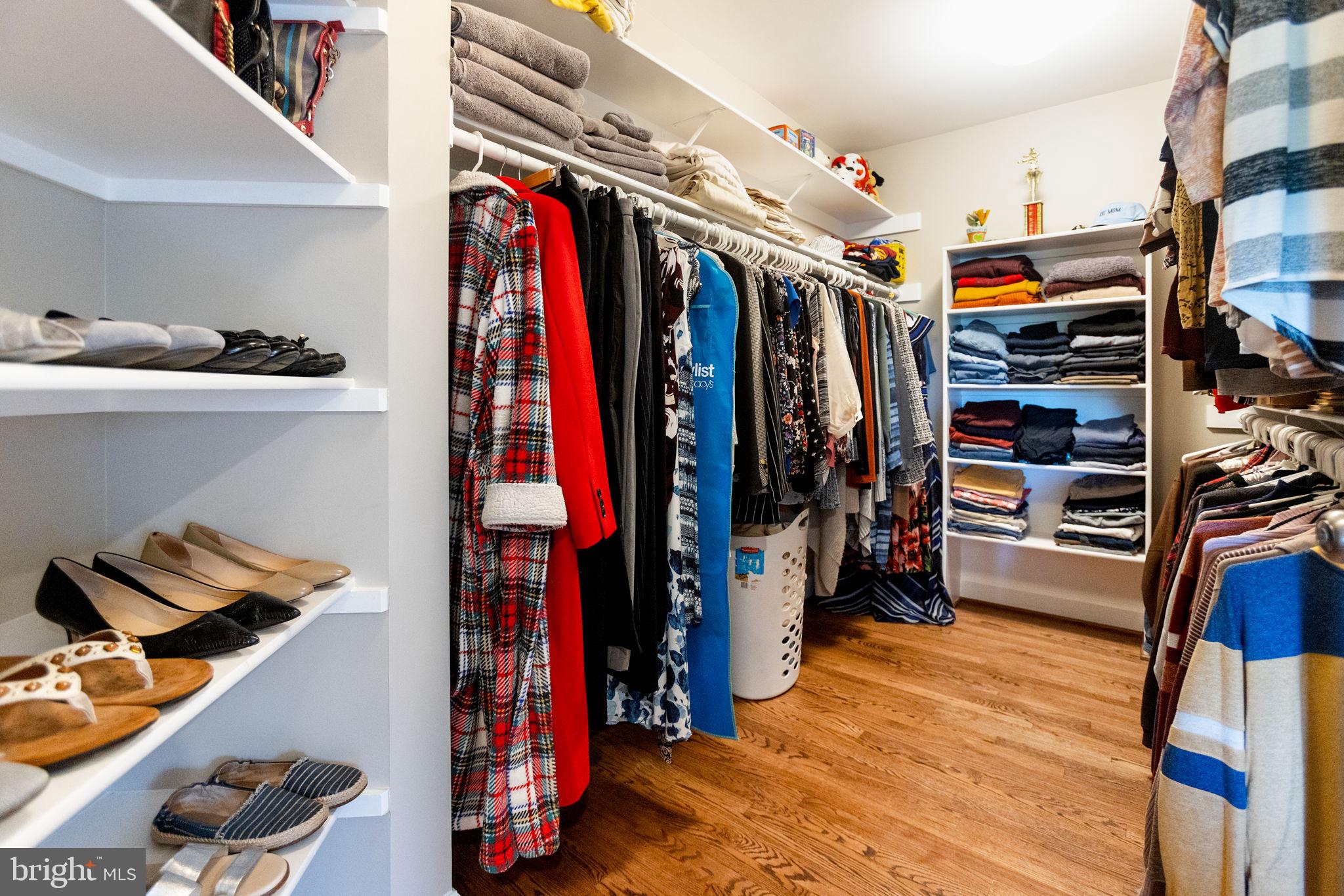 ASHBURN FARM - Residential