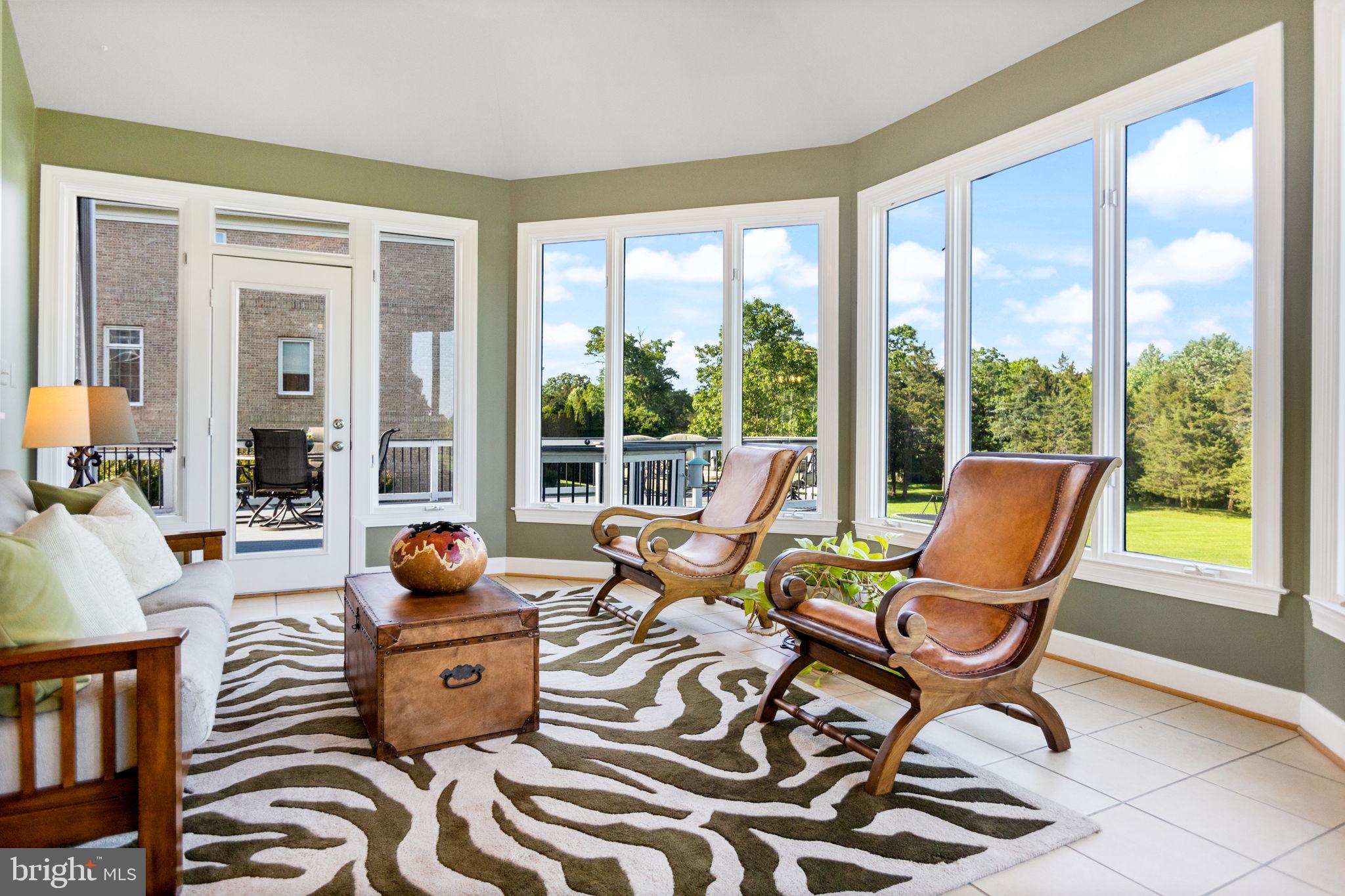 ASHBURN FARM - Residential