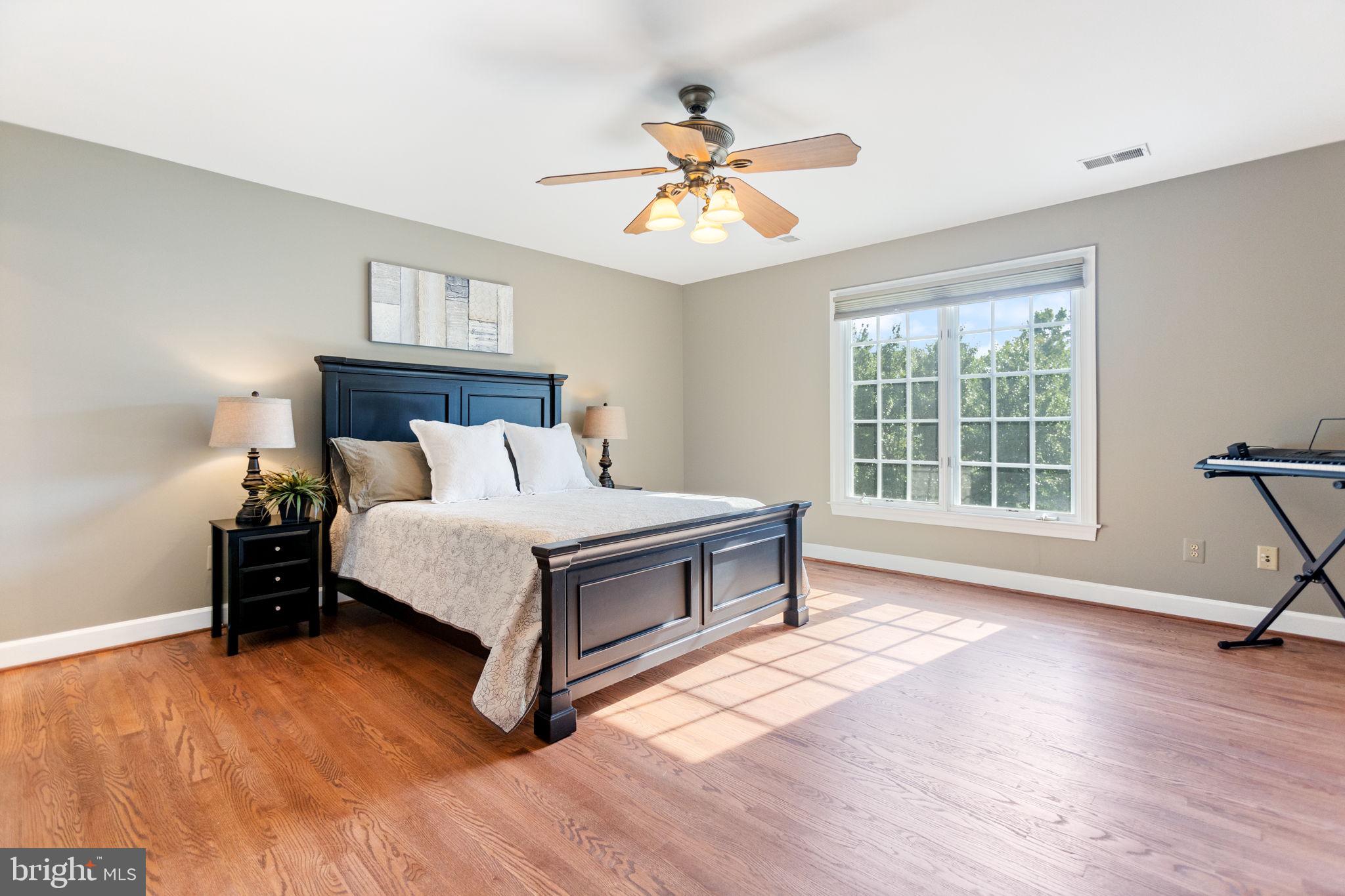 ASHBURN FARM - Residential