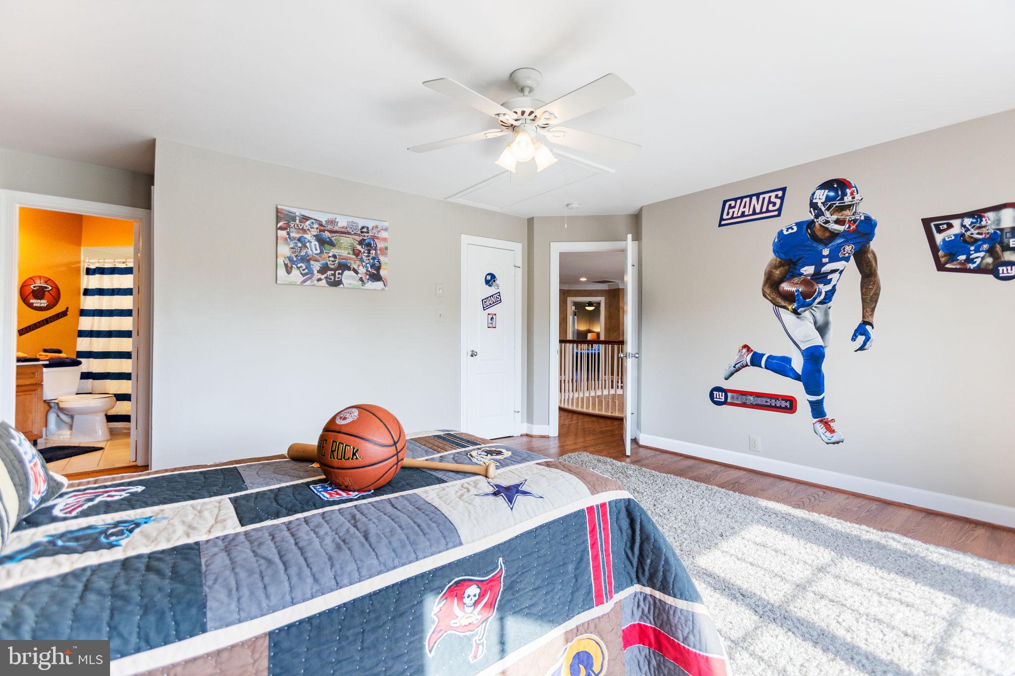 ASHBURN FARM - Residential