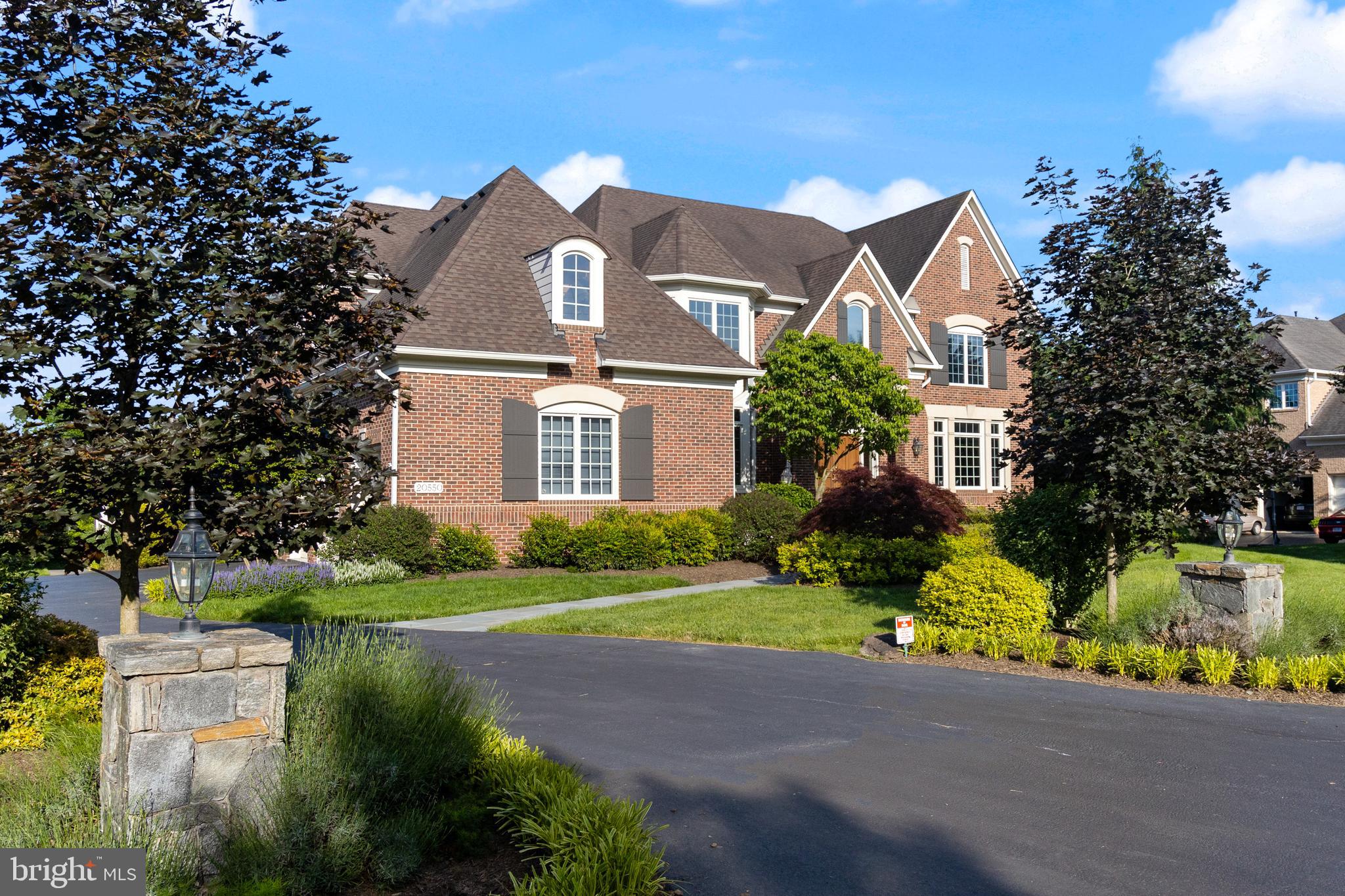 ASHBURN FARM - Residential