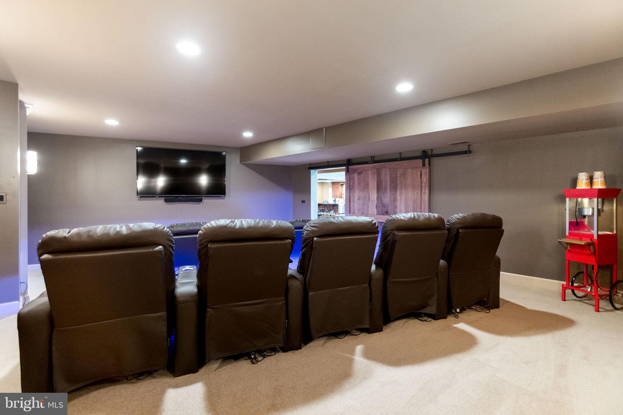 ASHBURN FARM - Residential