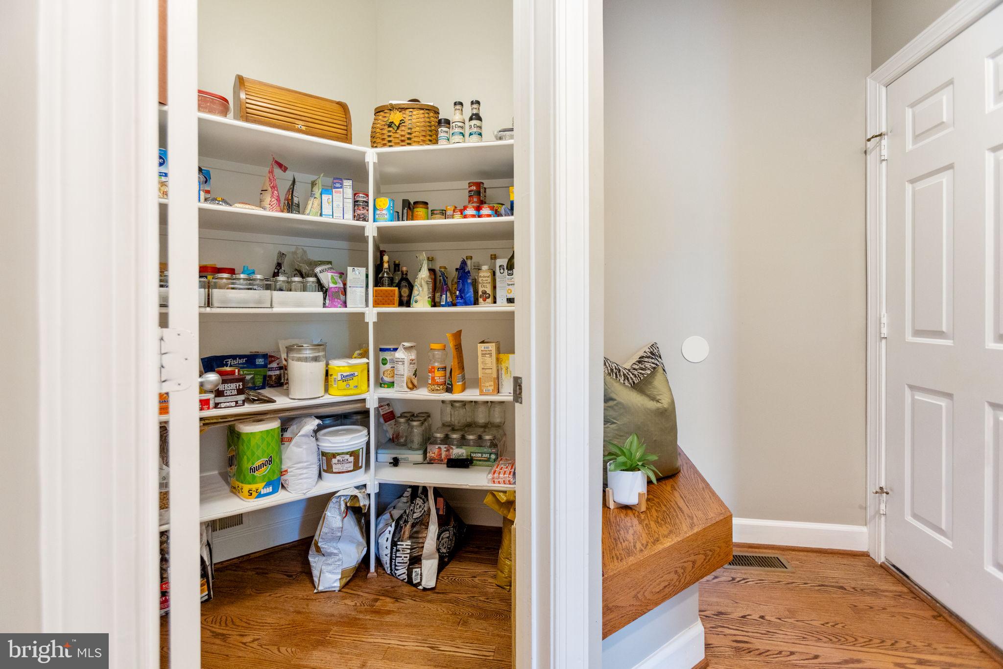 ASHBURN FARM - Residential