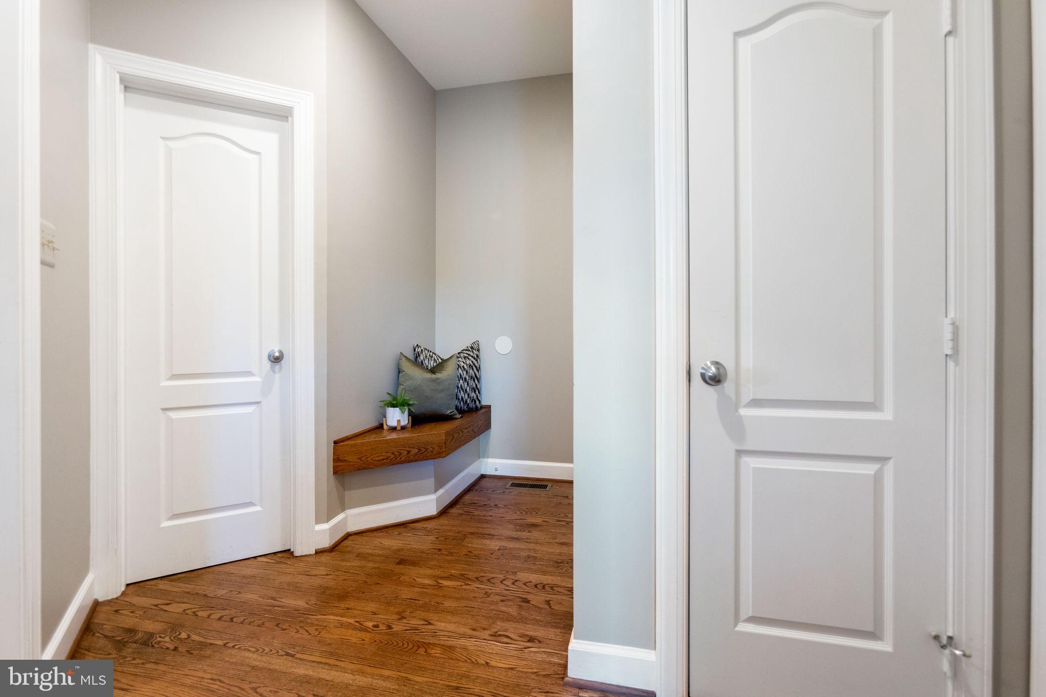 ASHBURN FARM - Residential