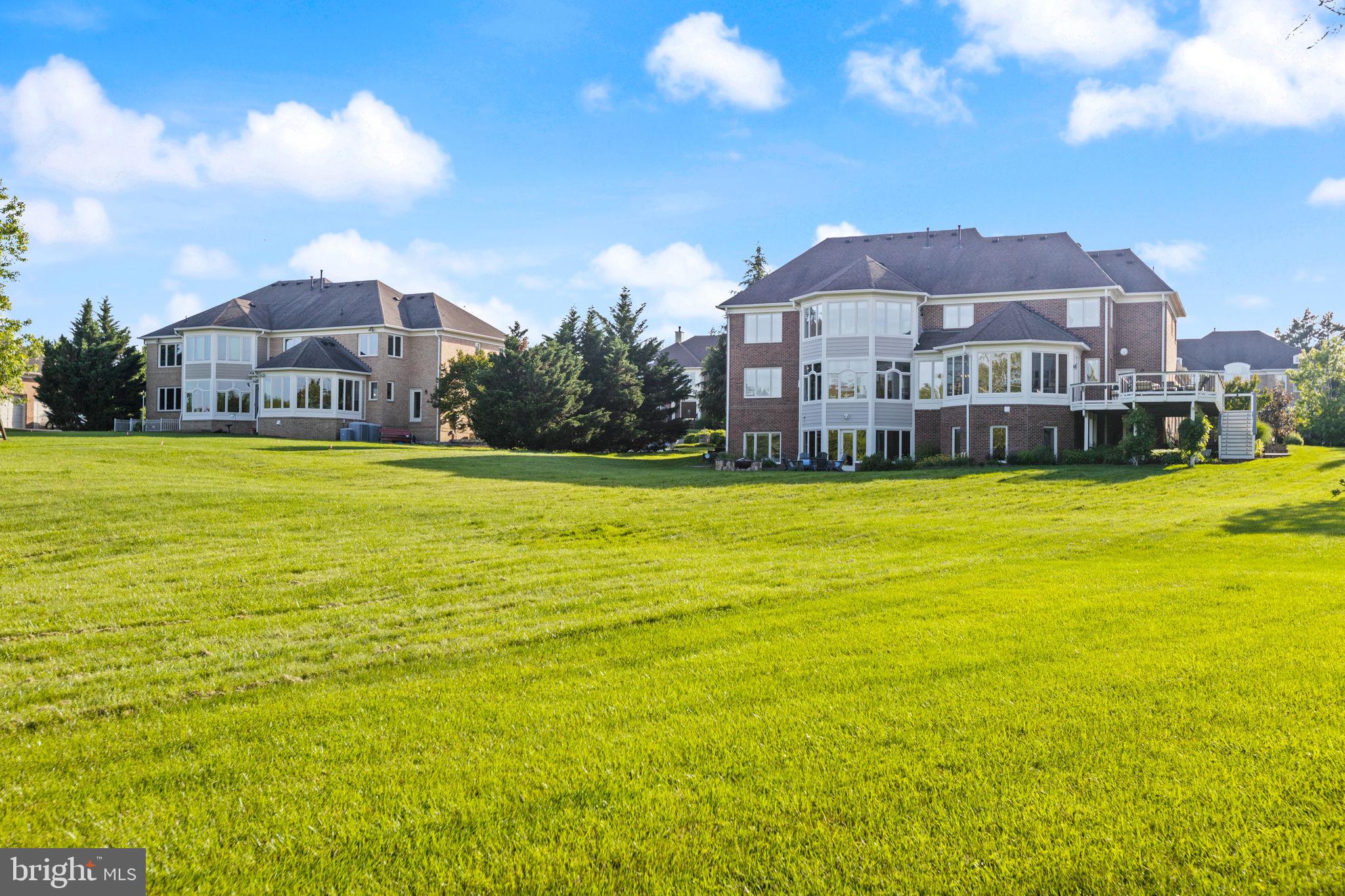 ASHBURN FARM - Residential