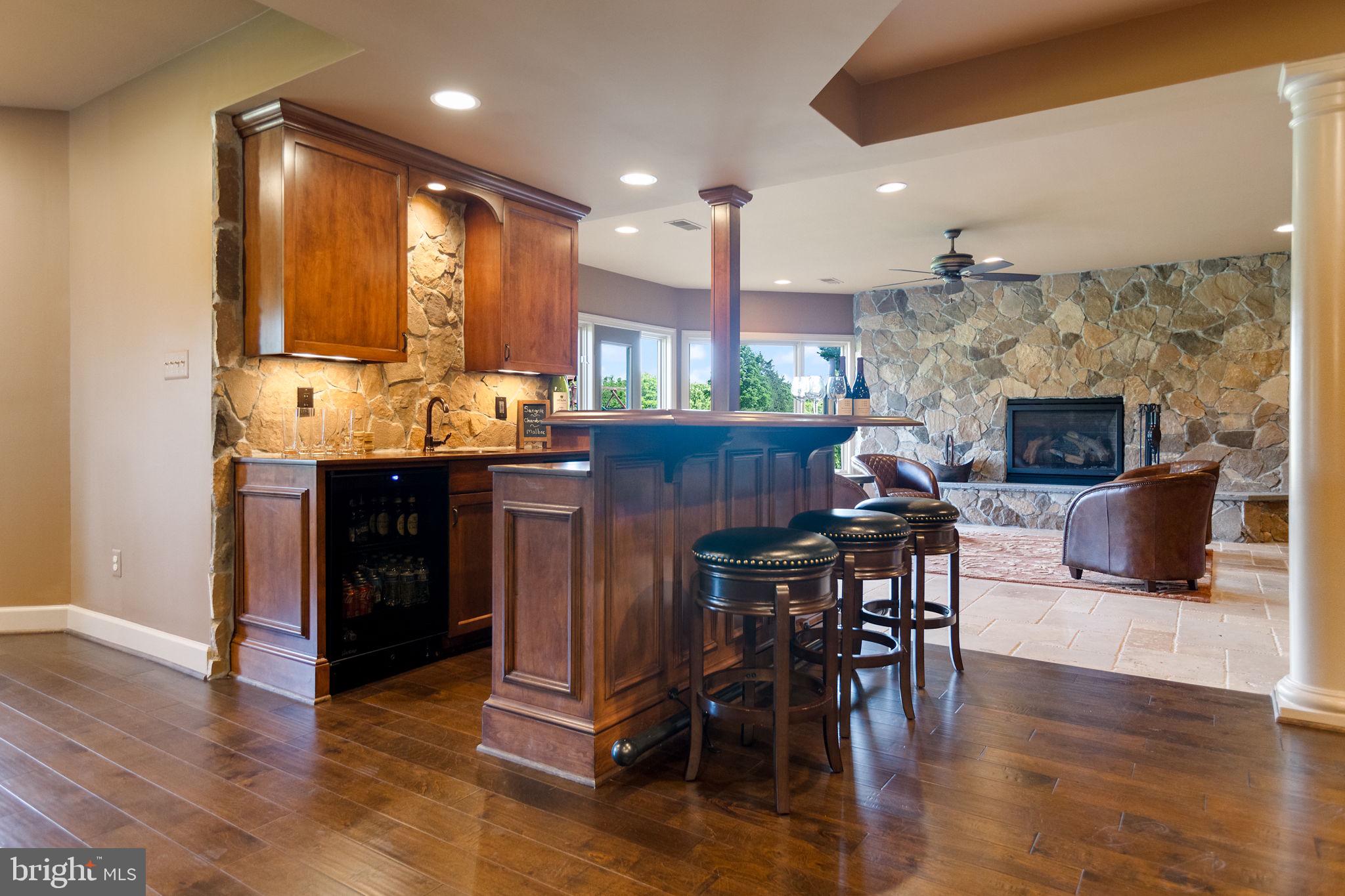 ASHBURN FARM - Residential