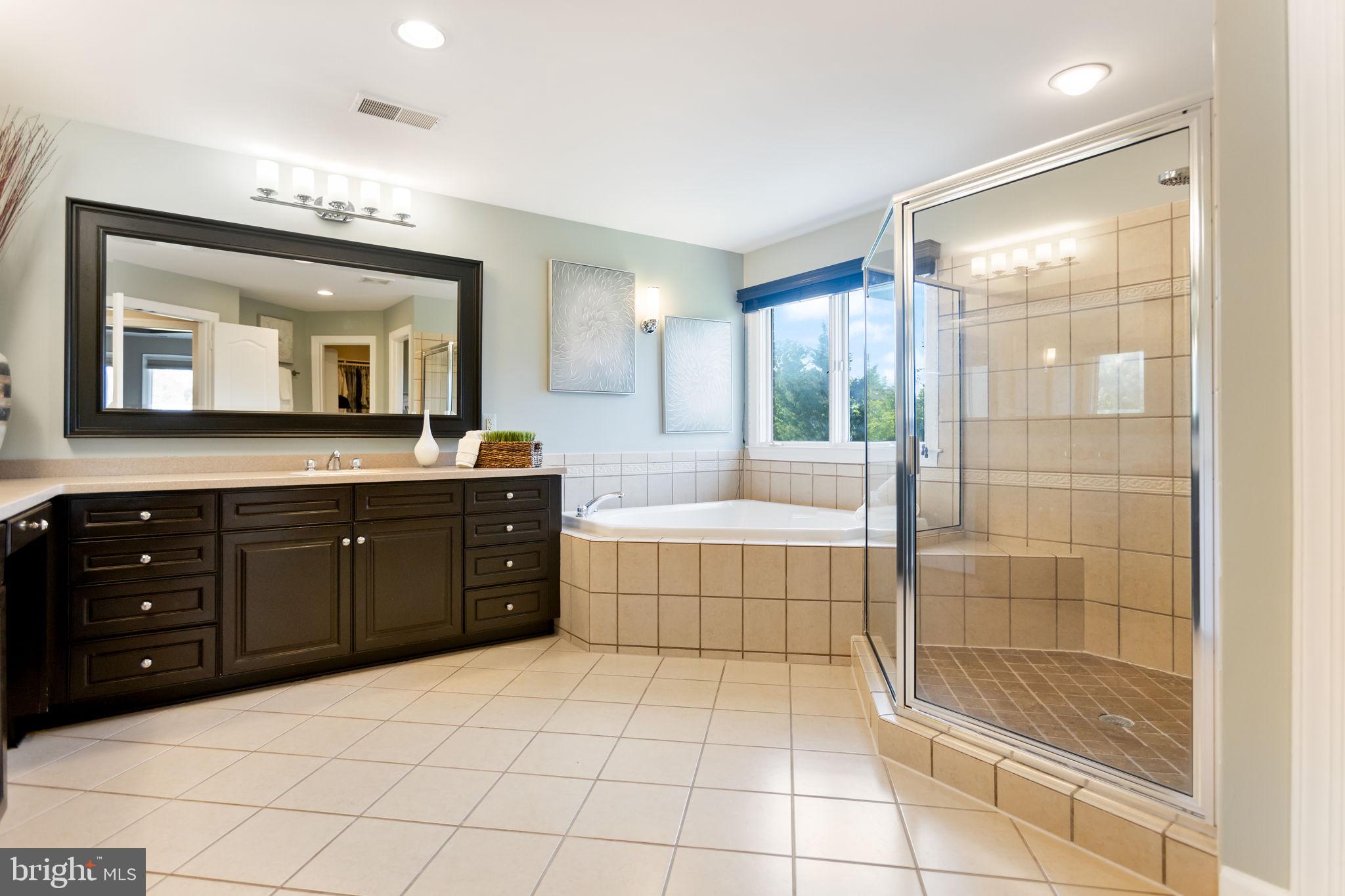 ASHBURN FARM - Residential