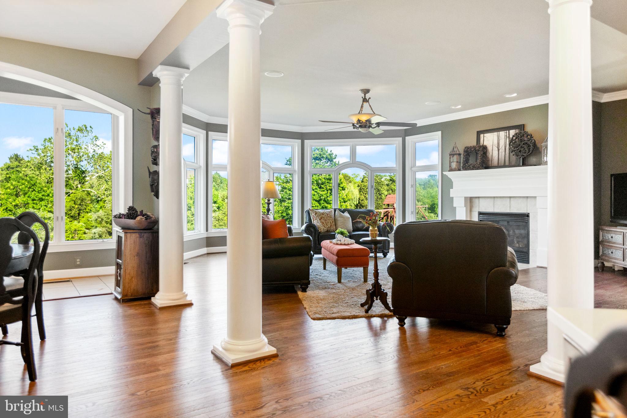 ASHBURN FARM - Residential