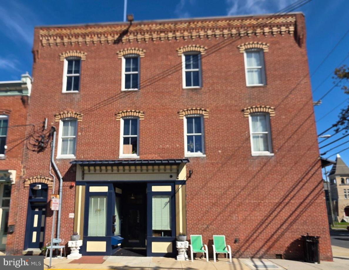 104 W MARKET STREET