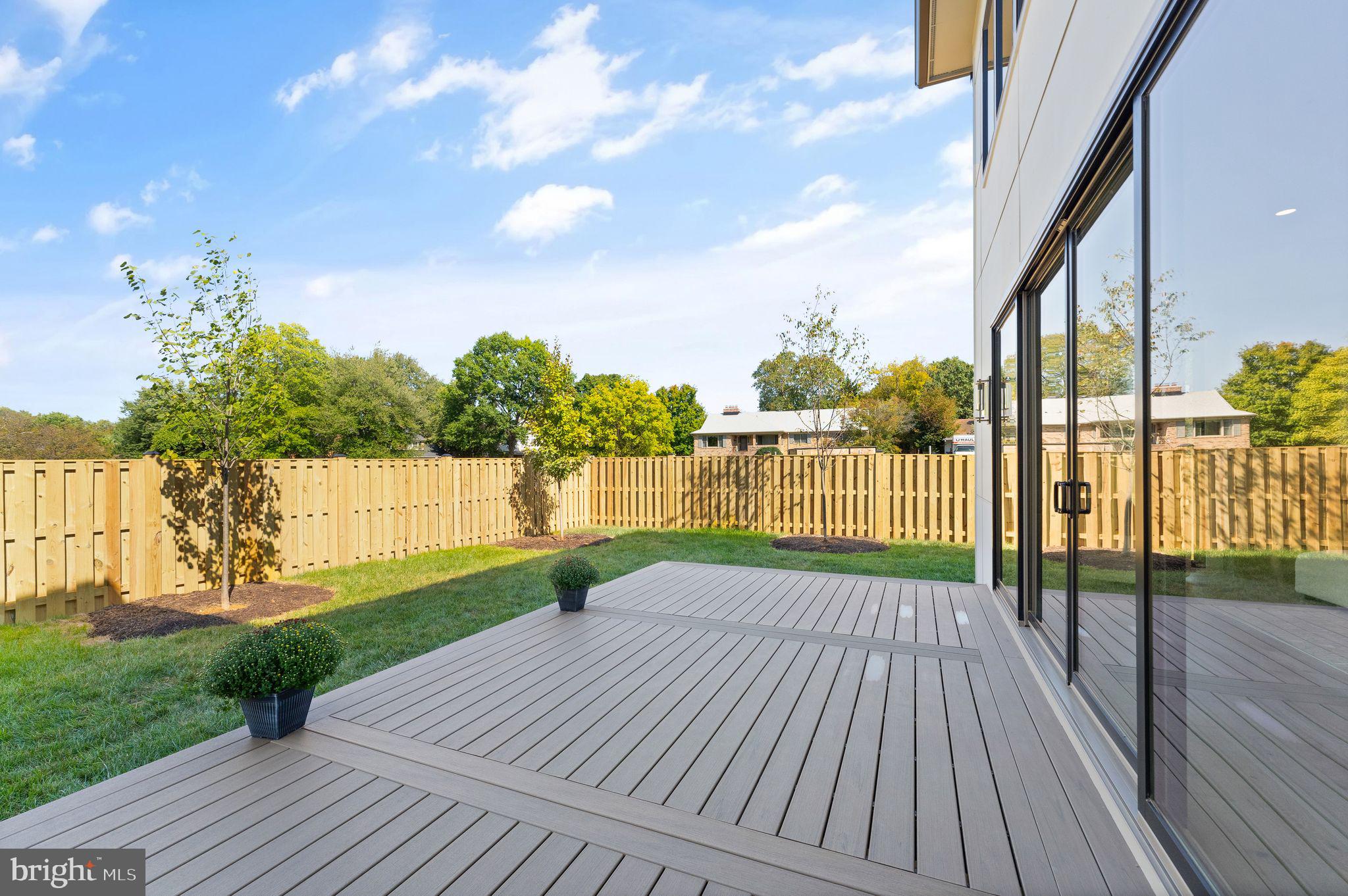 EL NIDO ESTATES - Residential