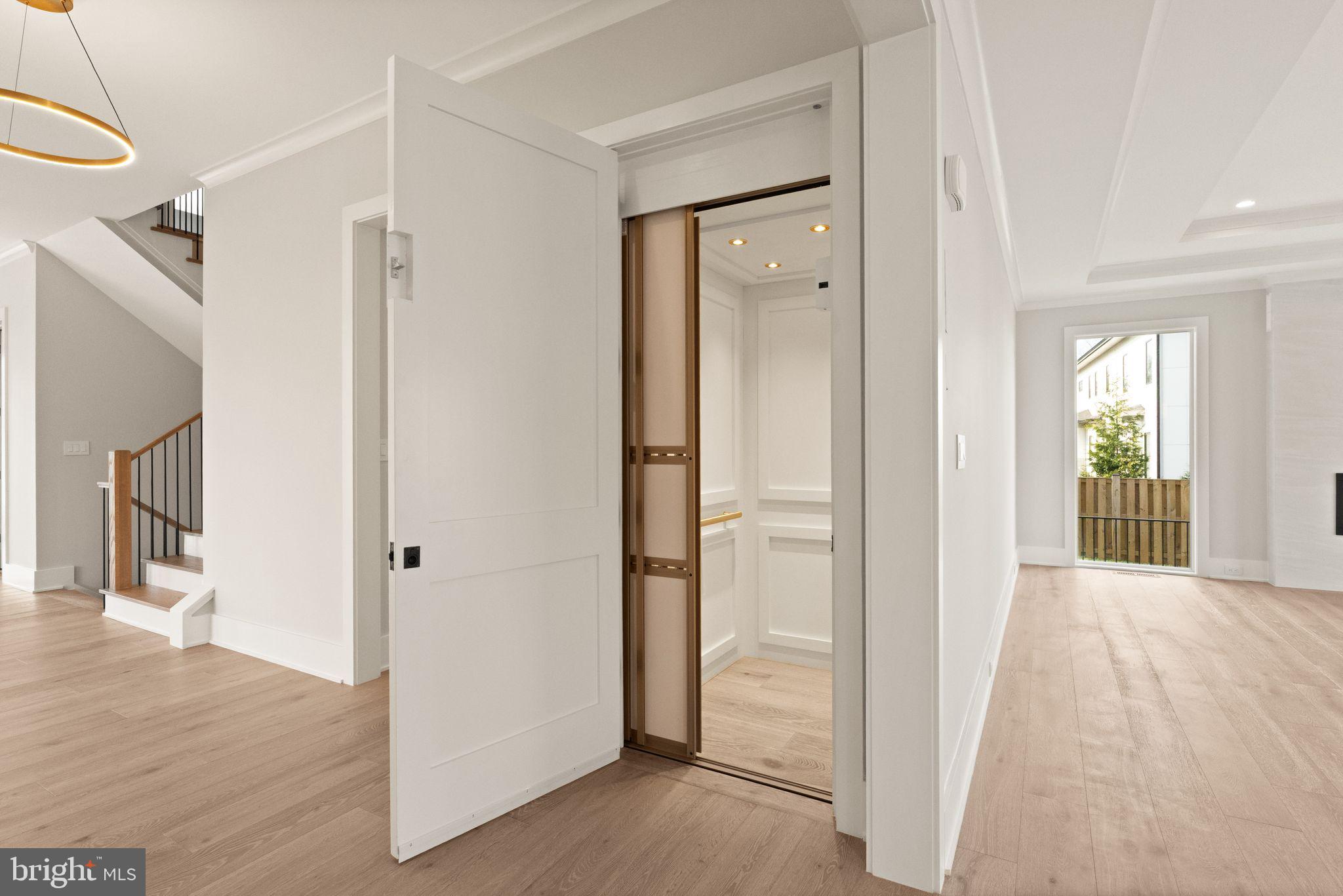 EL NIDO ESTATES - Residential