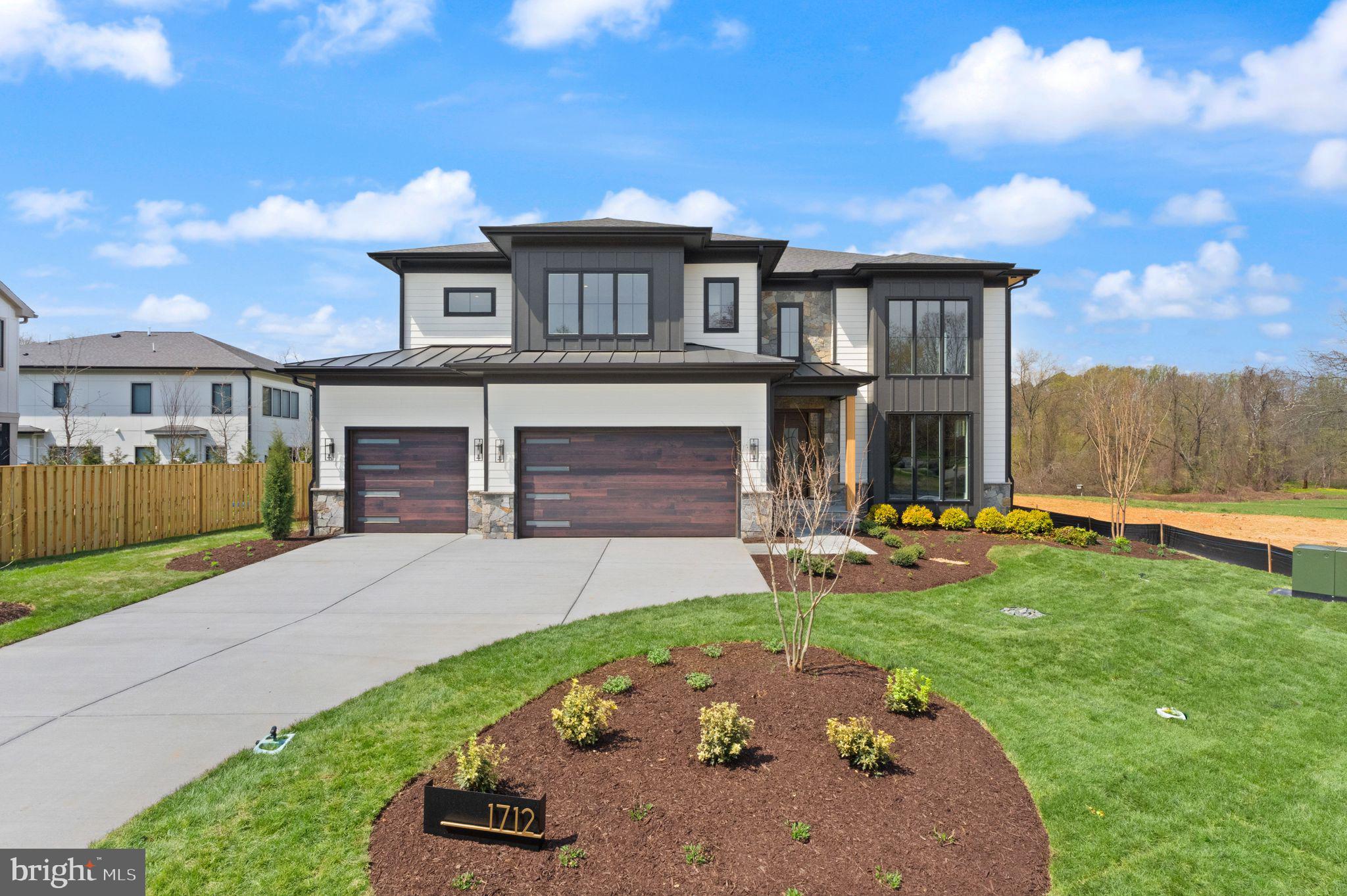 EL NIDO ESTATES - Residential