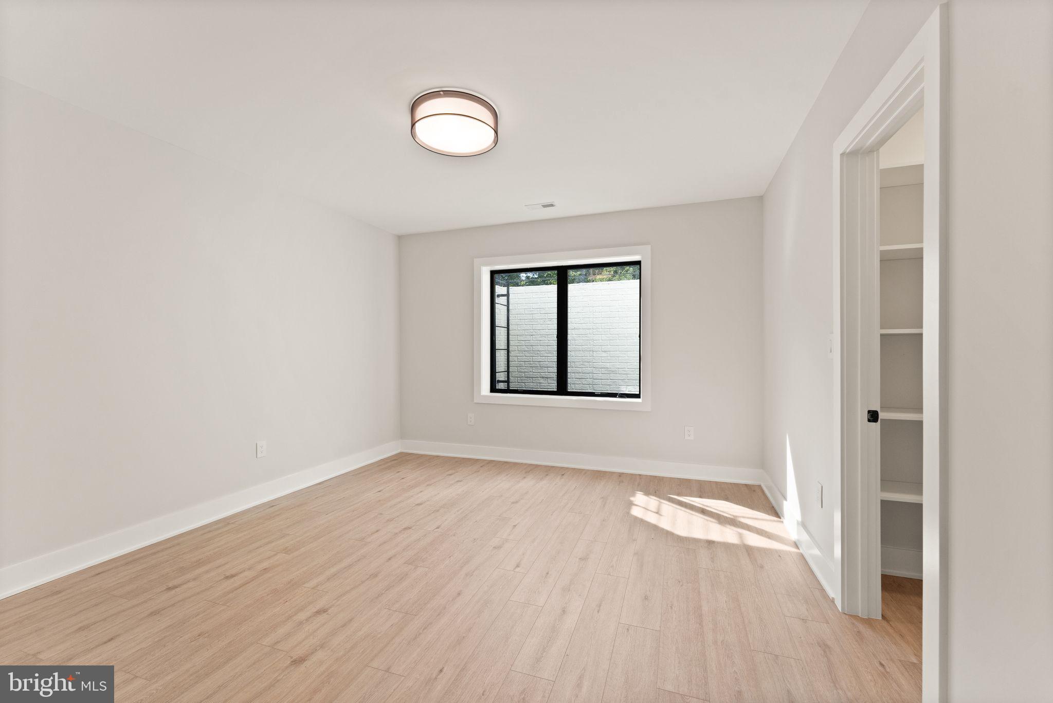 EL NIDO ESTATES - Residential