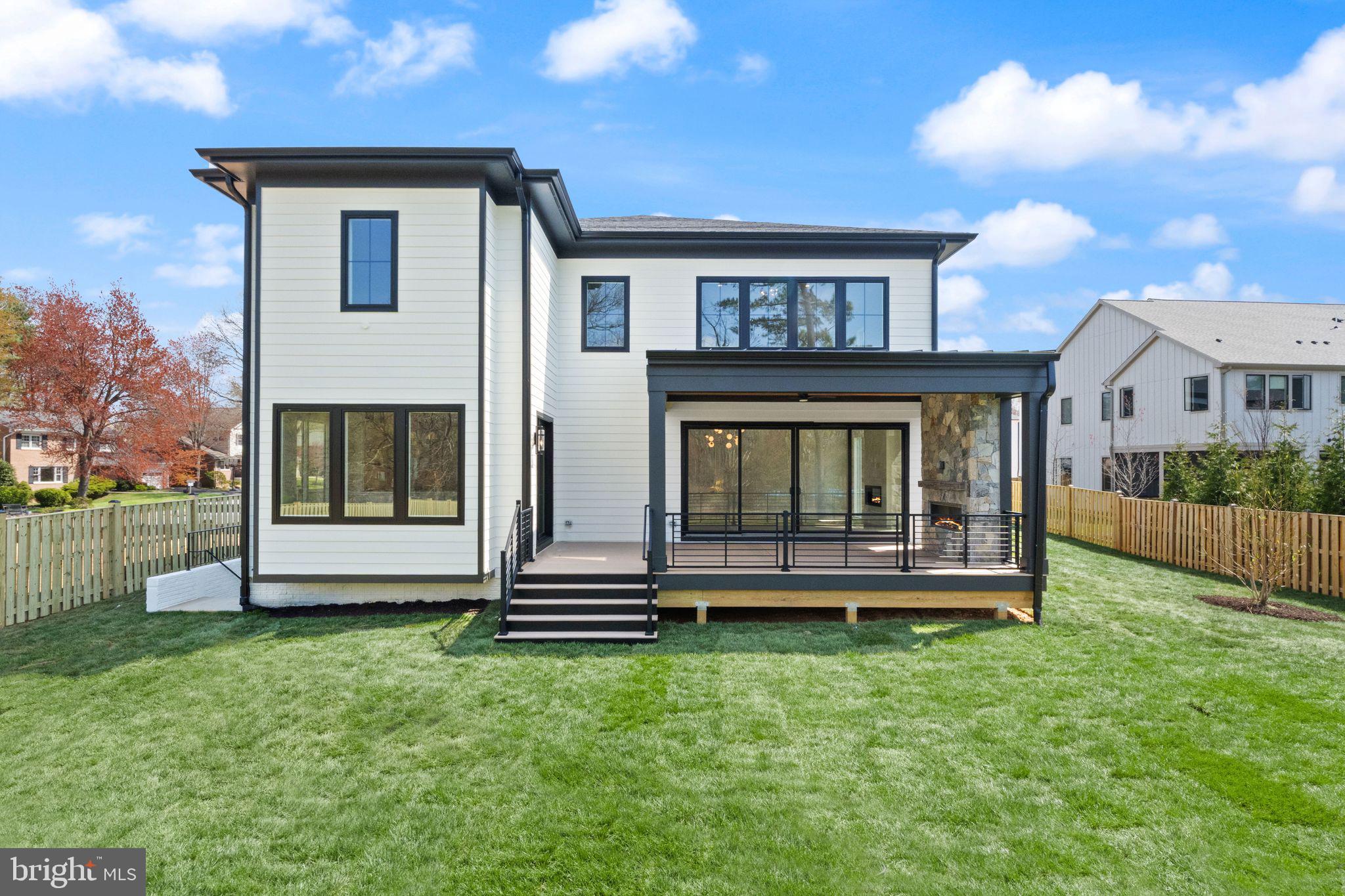 EL NIDO ESTATES - Residential