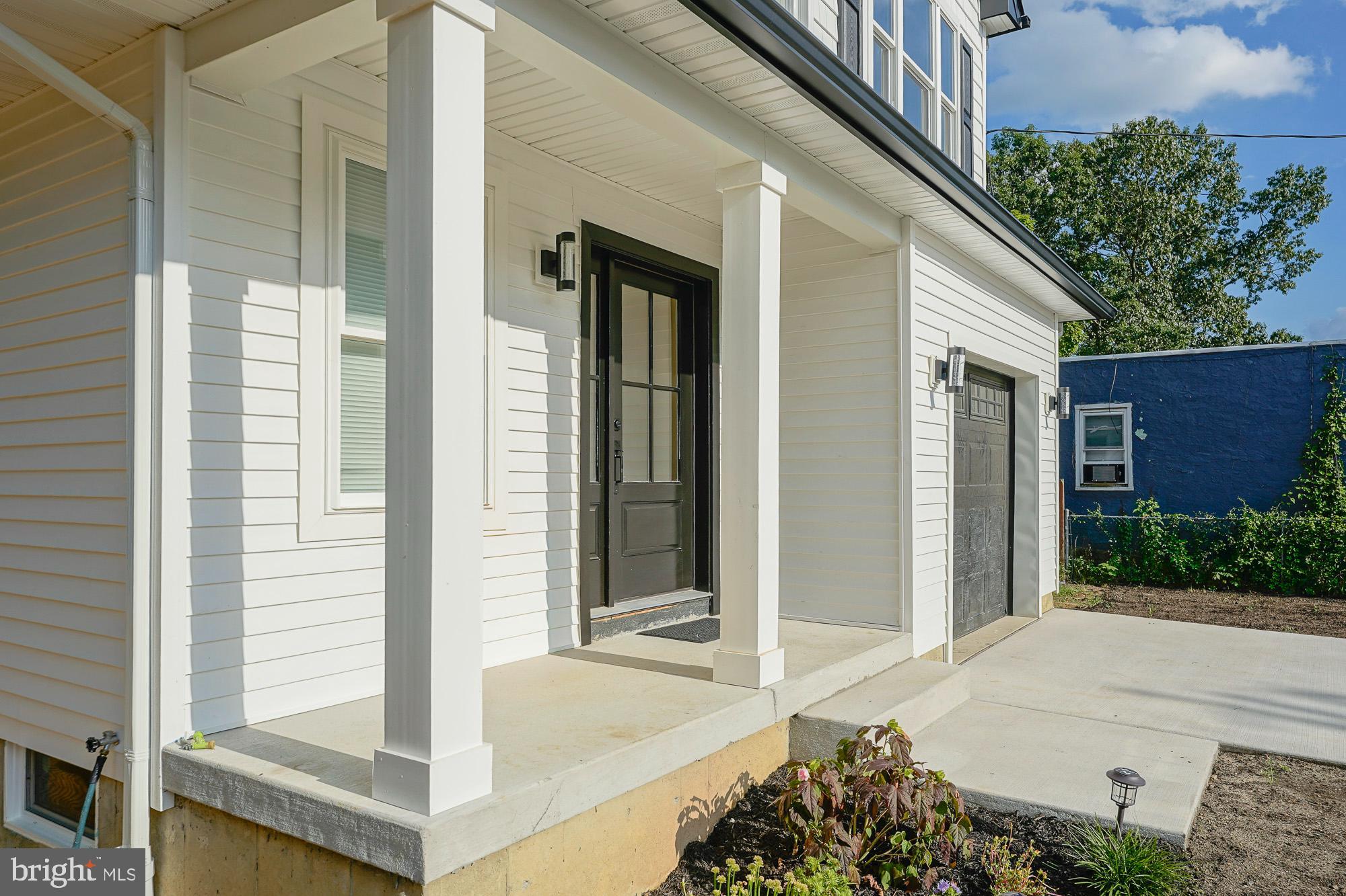 325 LARCH AVENUE