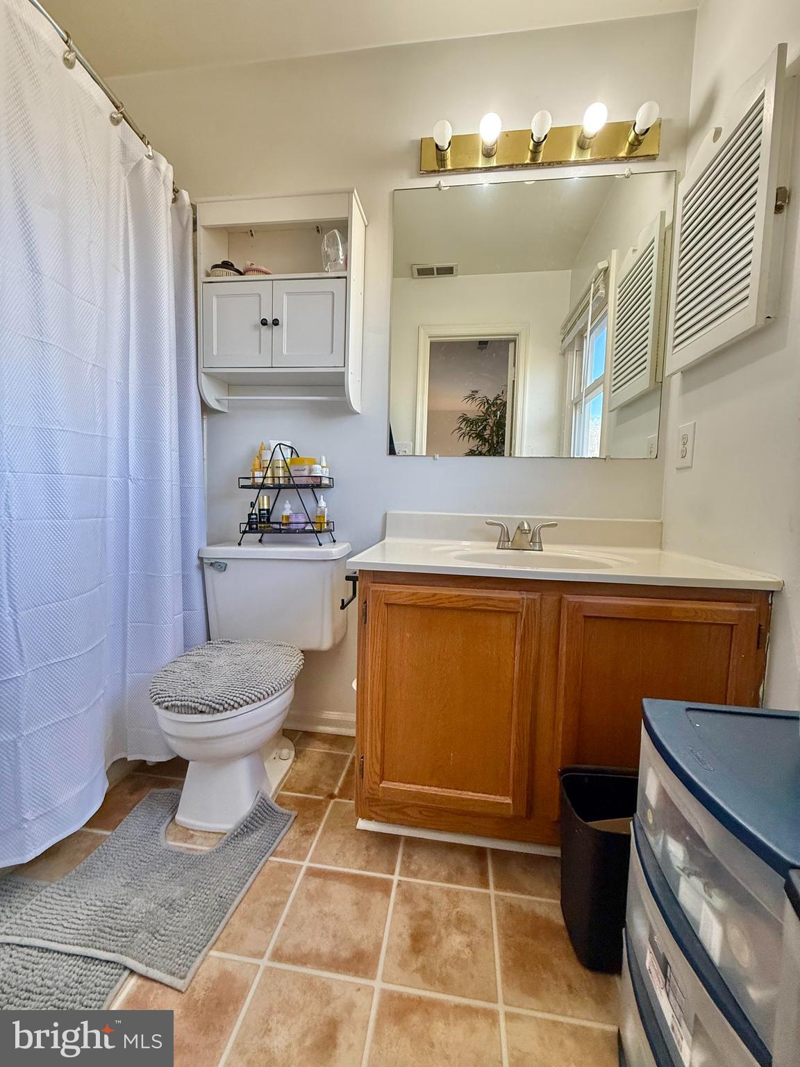 TOWNES OF ASHLEIGH - Residential