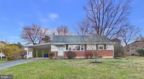 Homes For Sale - 1419 Ford Avenue<br/> HARRISBURG, PA 17109