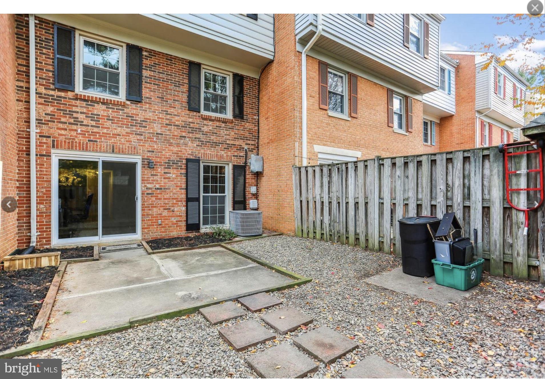 DIAMOND FARM - Residential Lease