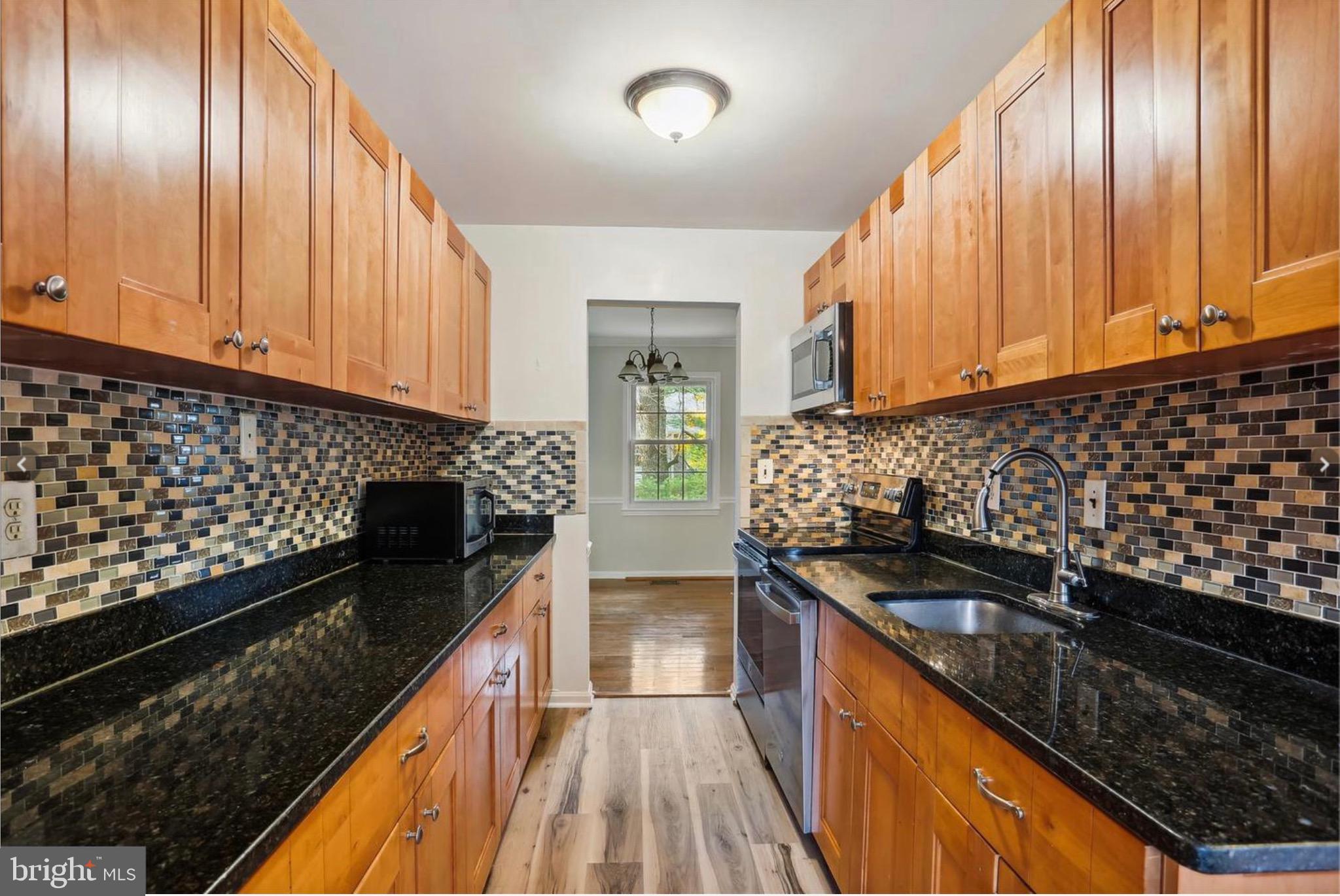 DIAMOND FARM - Residential Lease