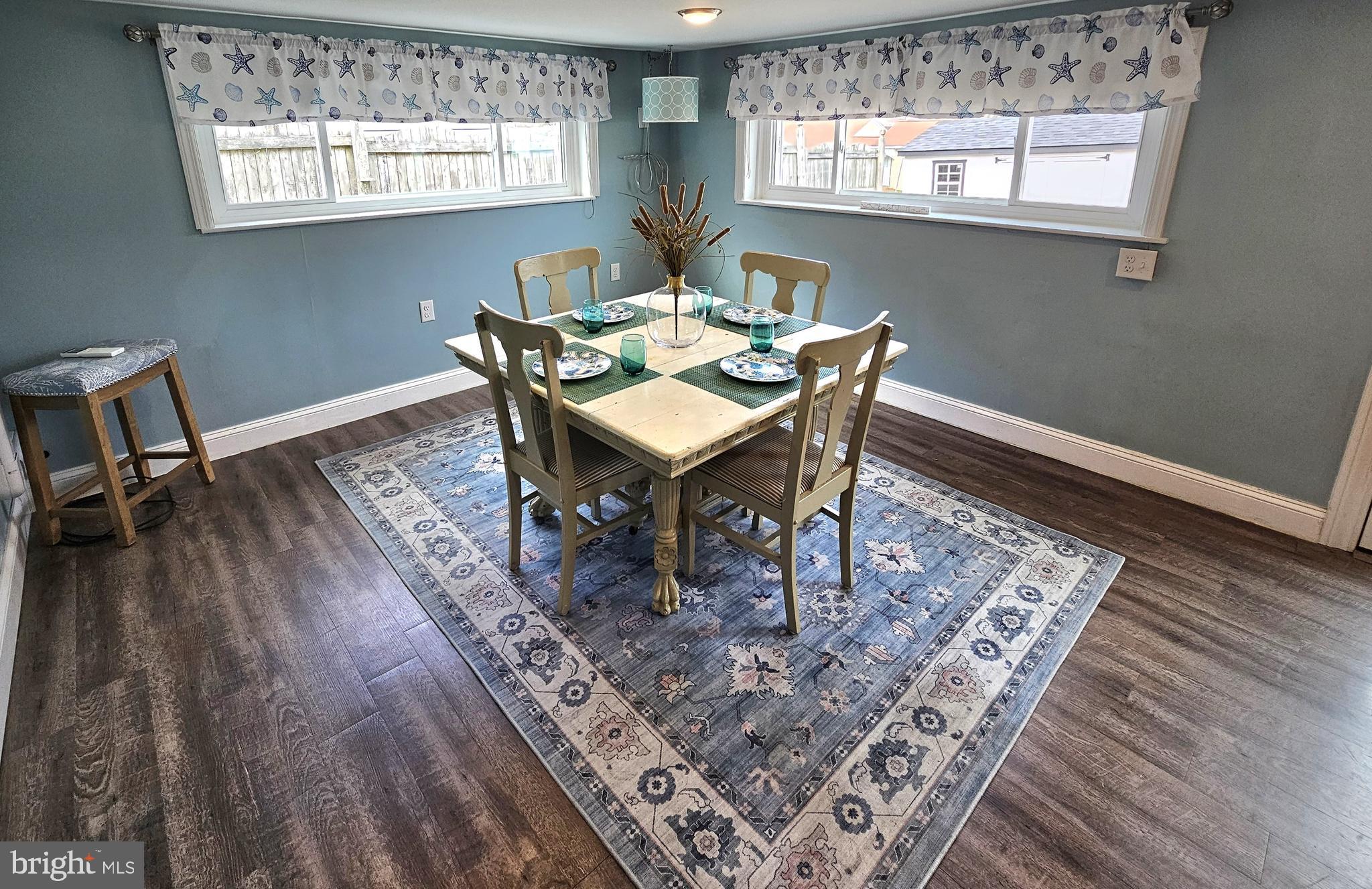 CRYSTAL BEACH MANOR - Residential